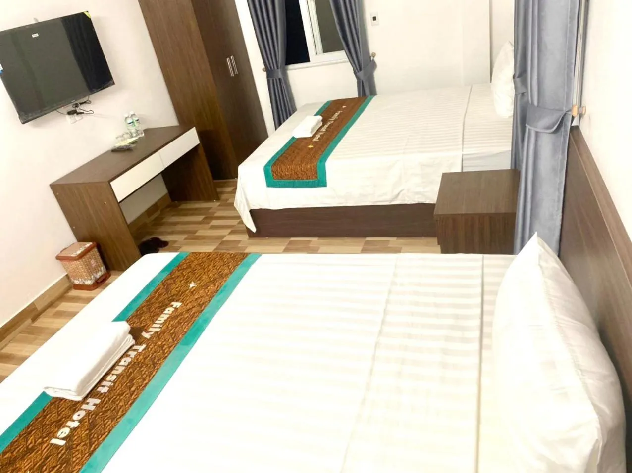 Bed in Family Transit Hotel