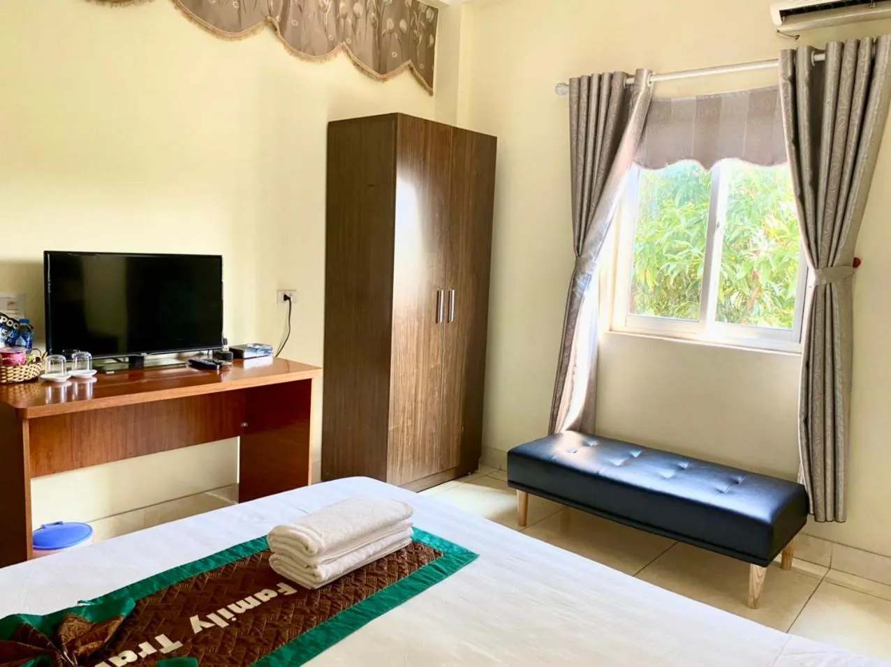 Bed in Family Transit Hotel