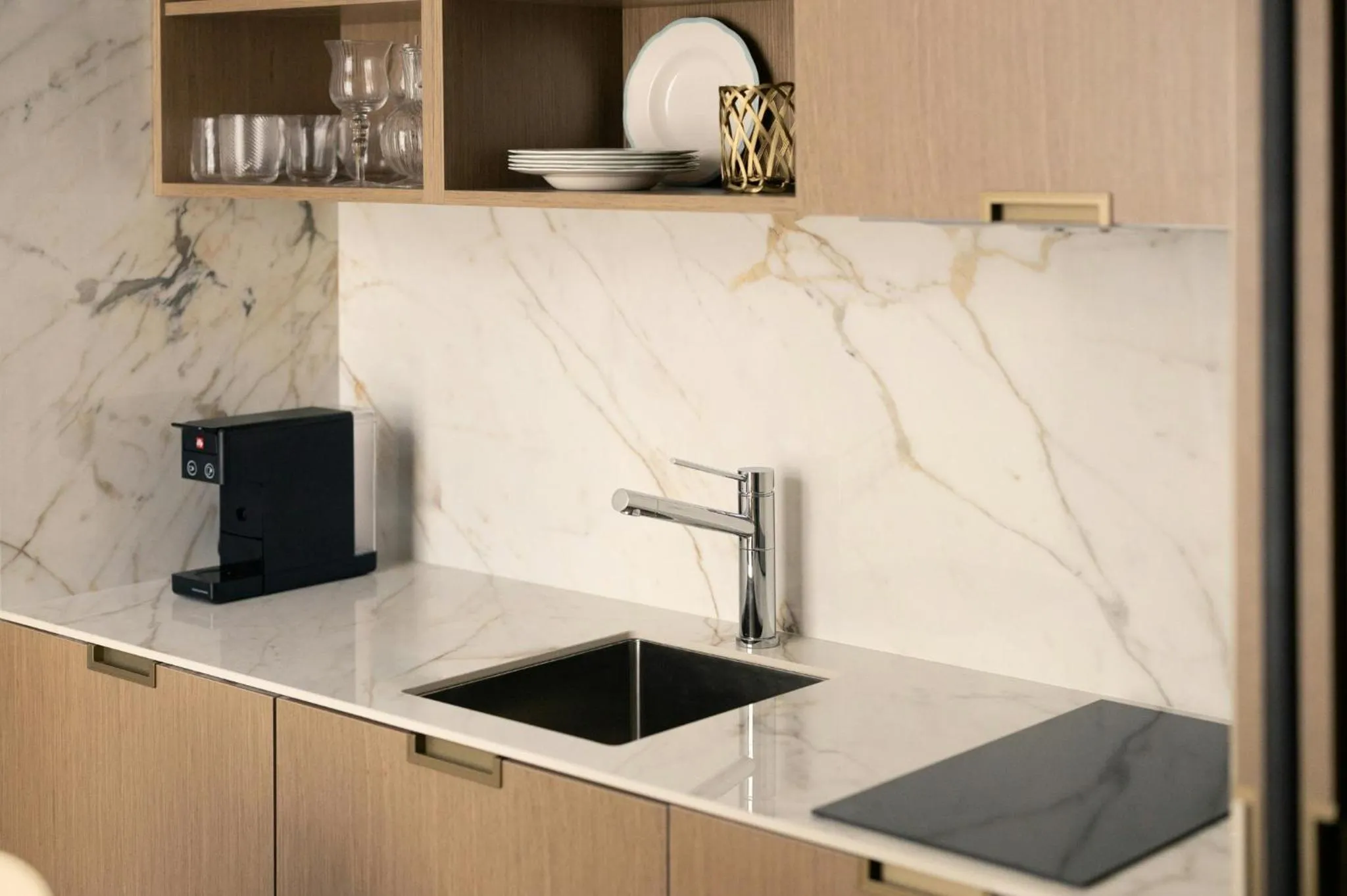 Kitchen or kitchenette in Teatro Luxury Apartments Firenze - Starhotels Collezione