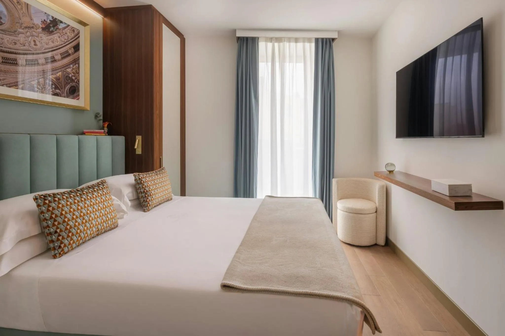 Photo of the whole room, Bed in Teatro Luxury Apartments Firenze - Starhotels Collezione