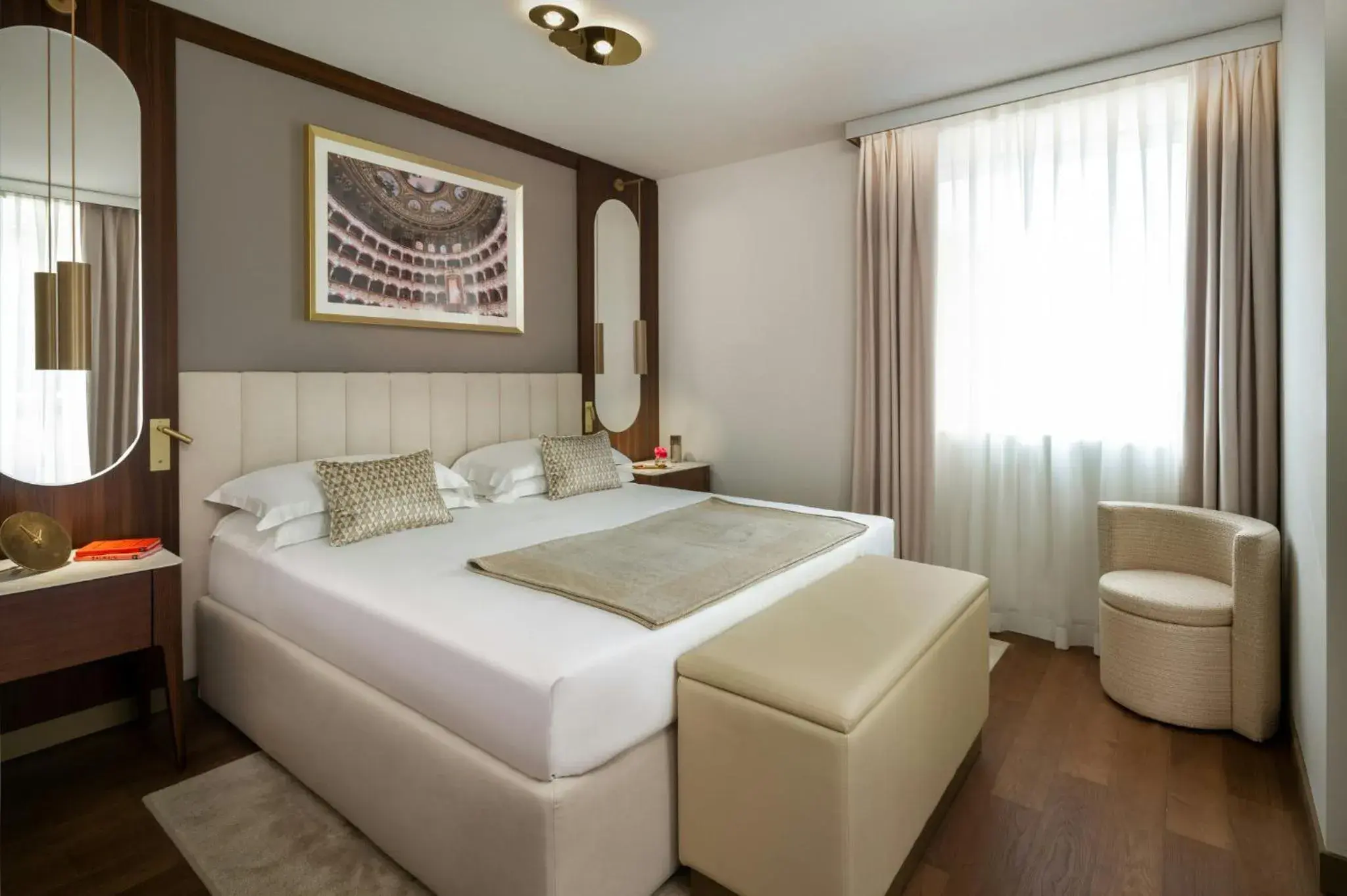 Deluxe Two Bedroom Apartment in Teatro Luxury Apartments Firenze - Starhotels Collezione Deluxe Two Bedroom Apartment in Teatro Luxury Apartments Firenze - Starhotels Collezione