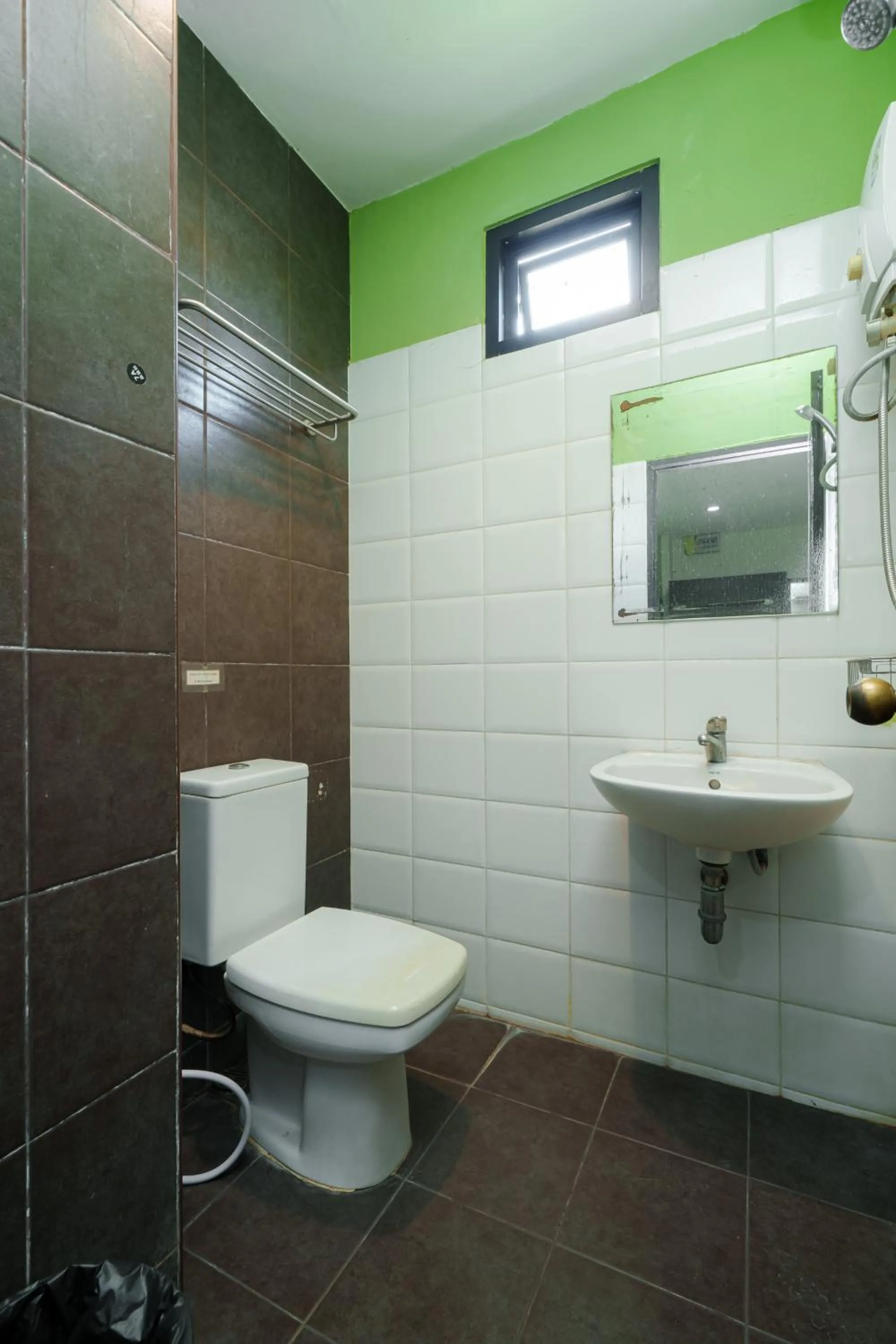 Bathroom in Collection O Khaosan Park