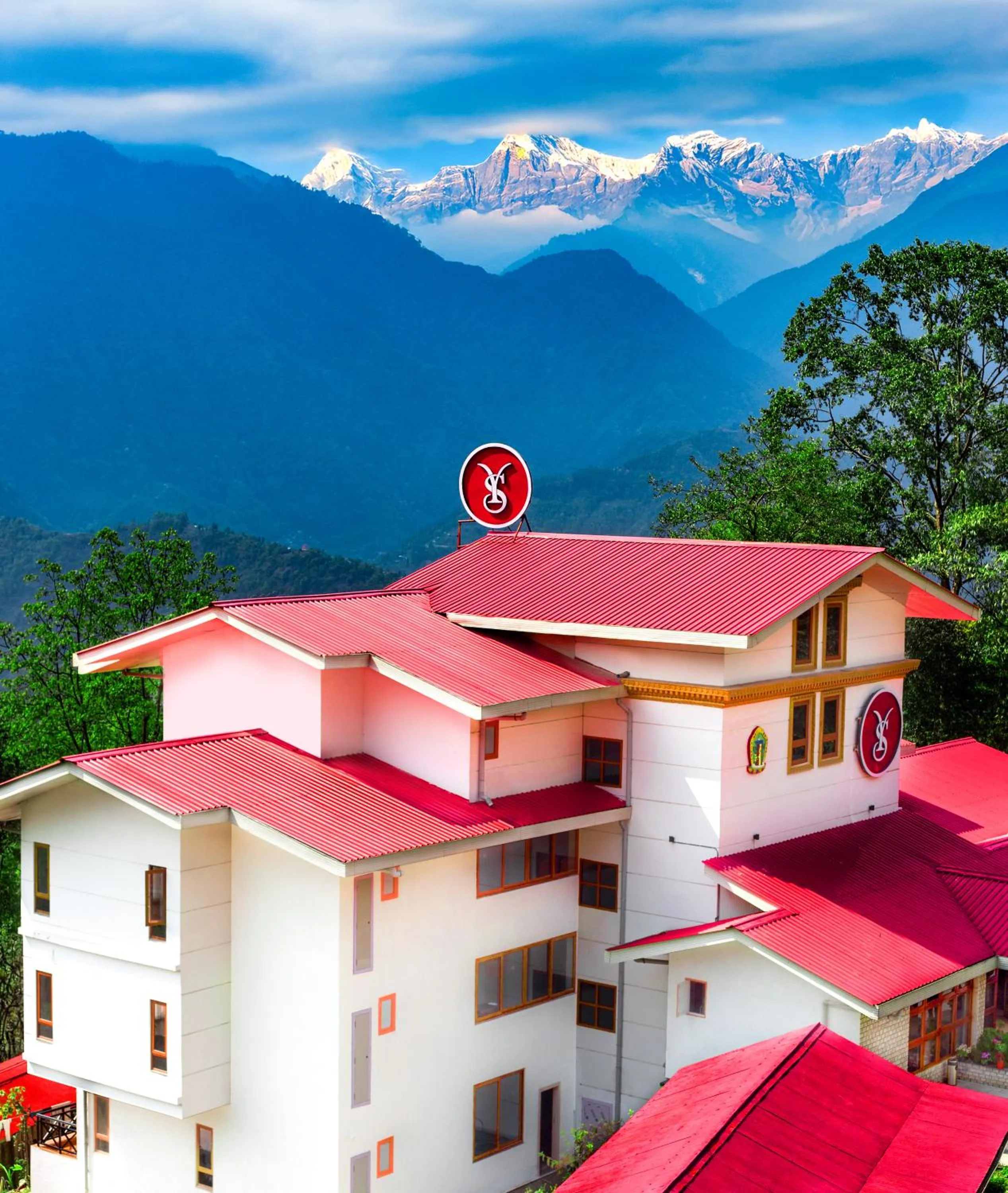Property building in Yashshree Pelling Chekhim Retreat
