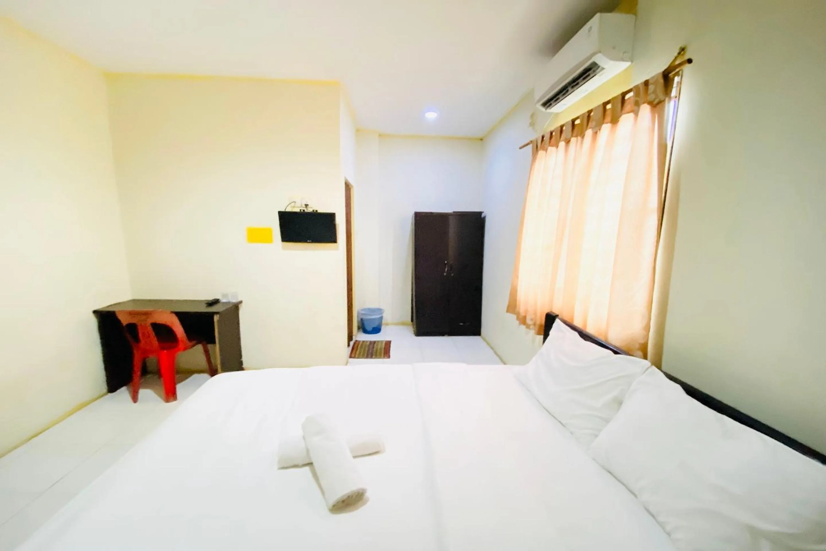 Bedroom, Bed in Hotel O Jodoh Near Grand Batam Mall Formerly Agung Hotel