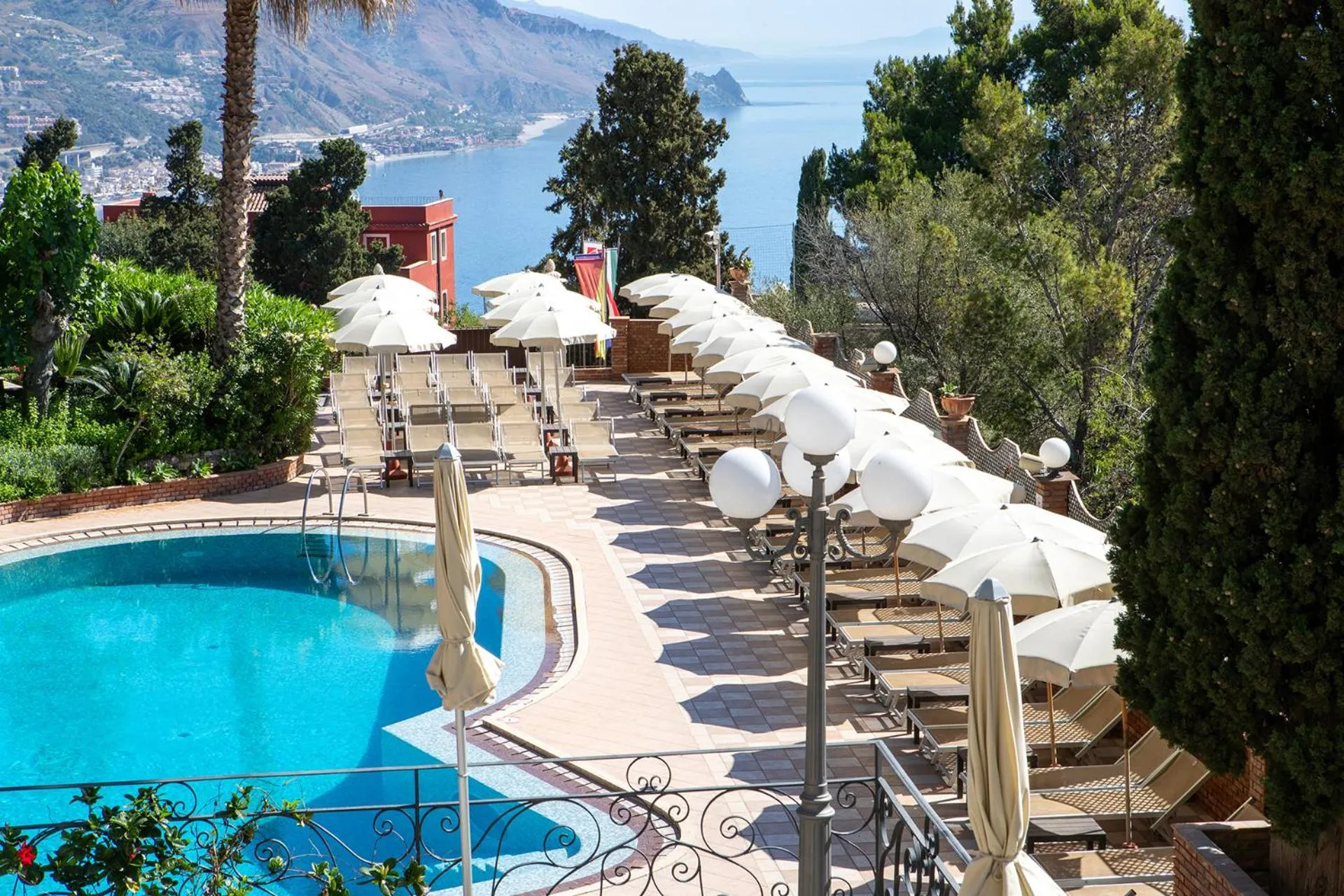 Pool view in Hotel Ariston and Palazzo Santa Caterina