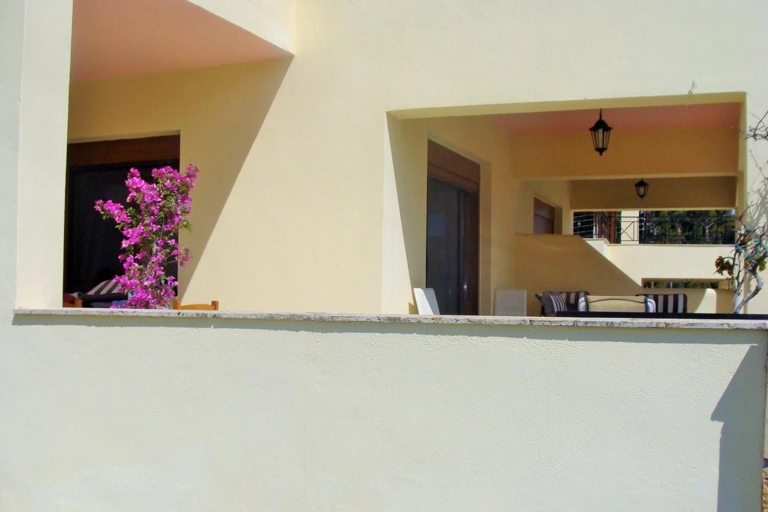 Property building in Sea View House