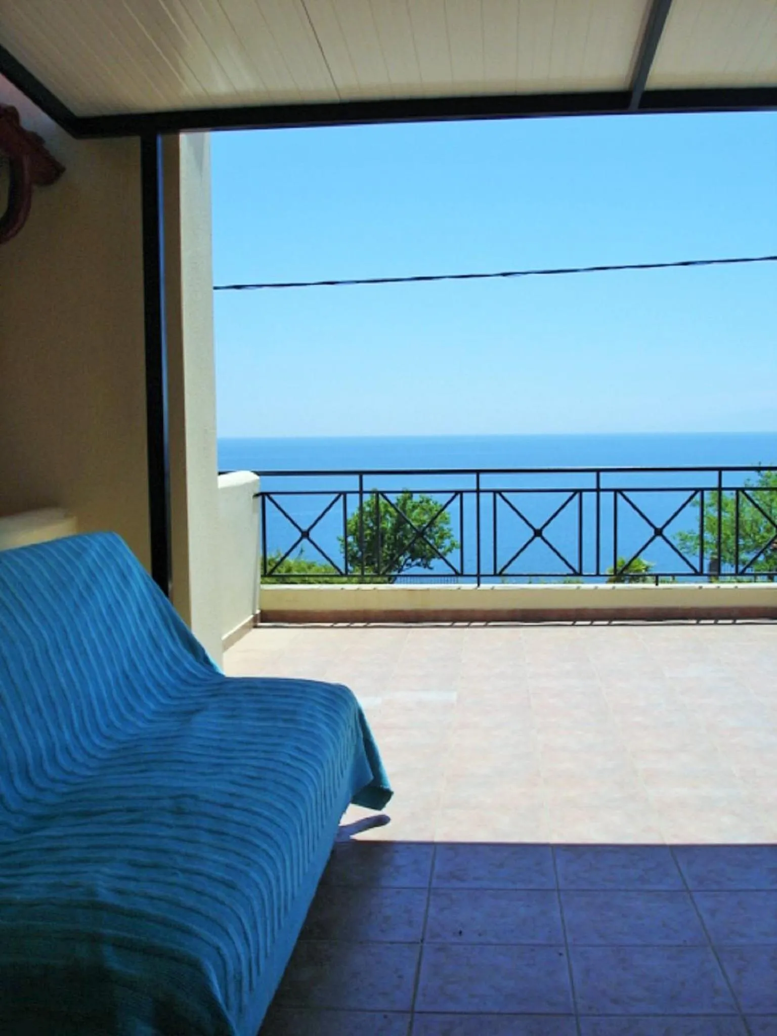 Property building in Sea View House