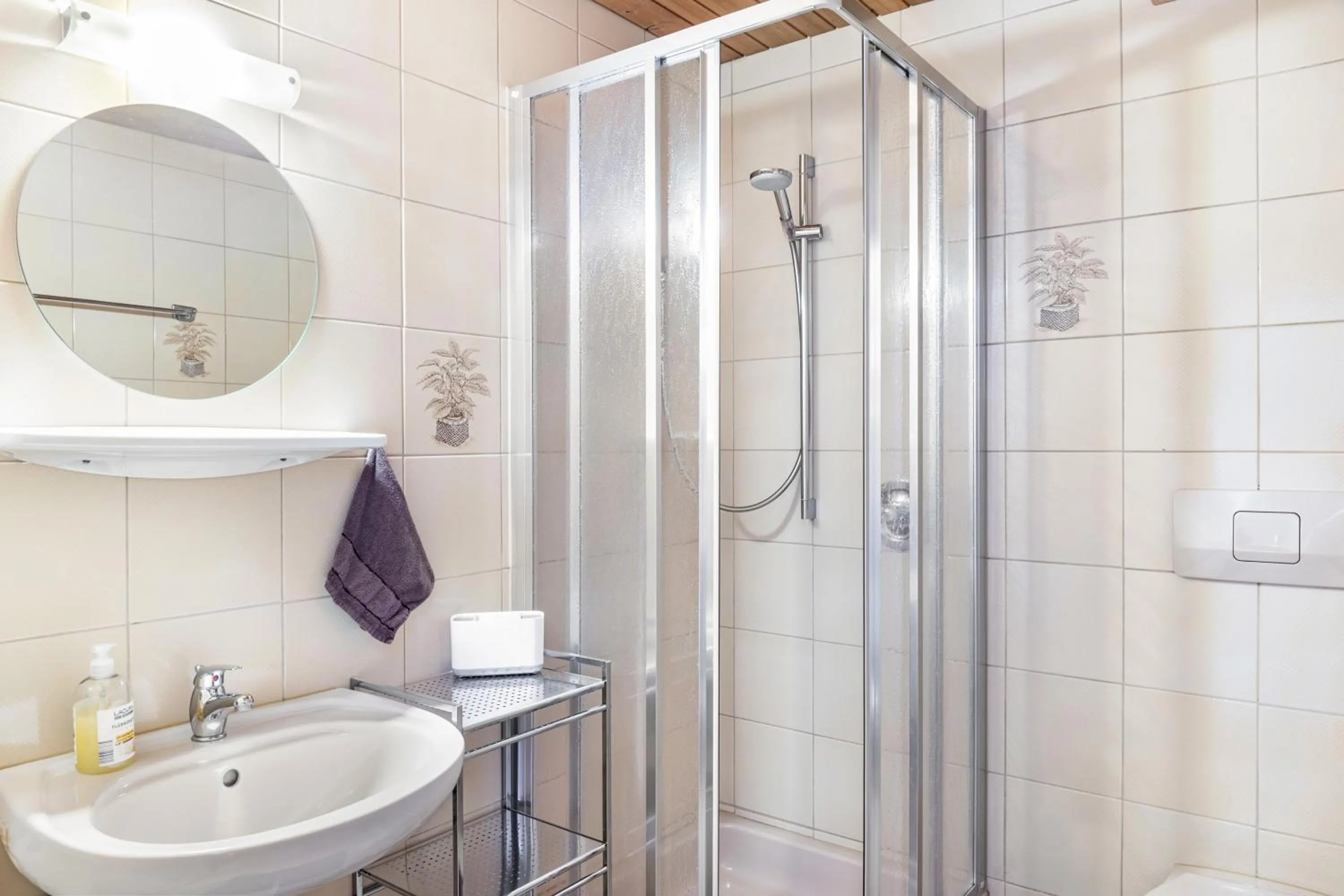 Bathroom in Studio Hochzillertal mit Sauna