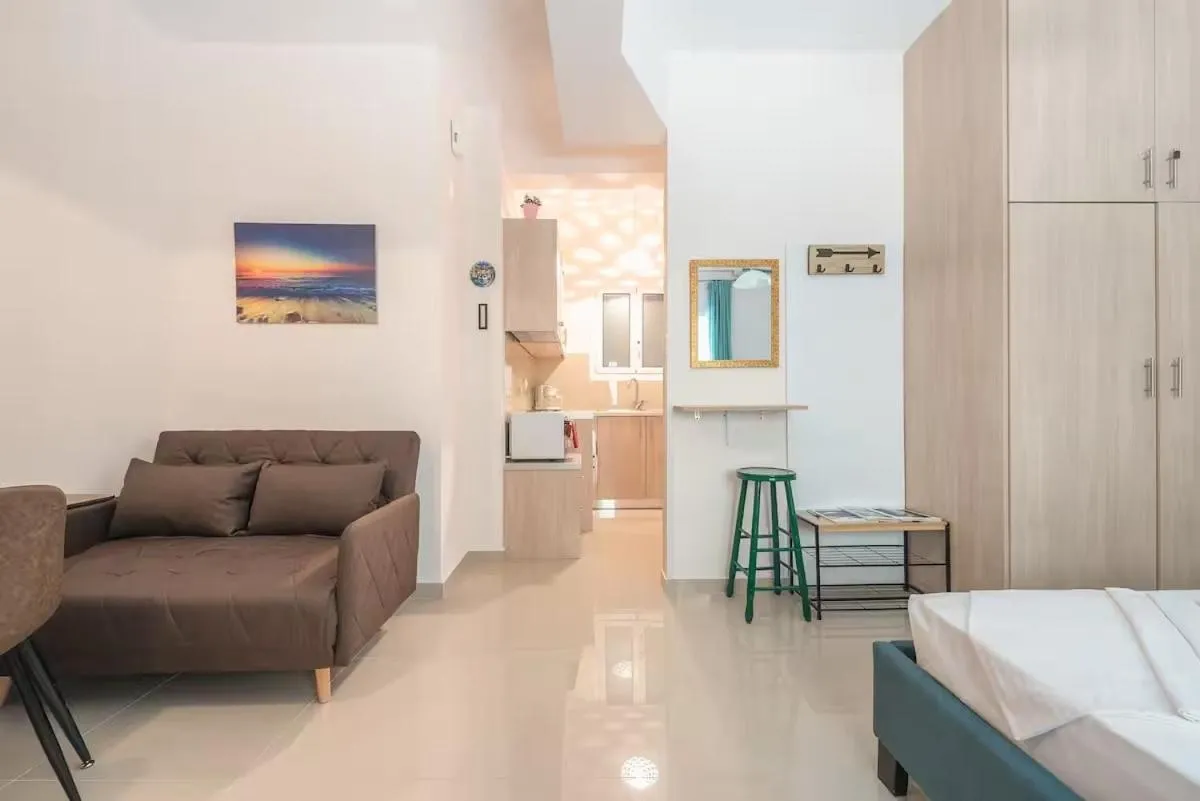 Bed in Cozy Acropolis Studio in the heart of Athens