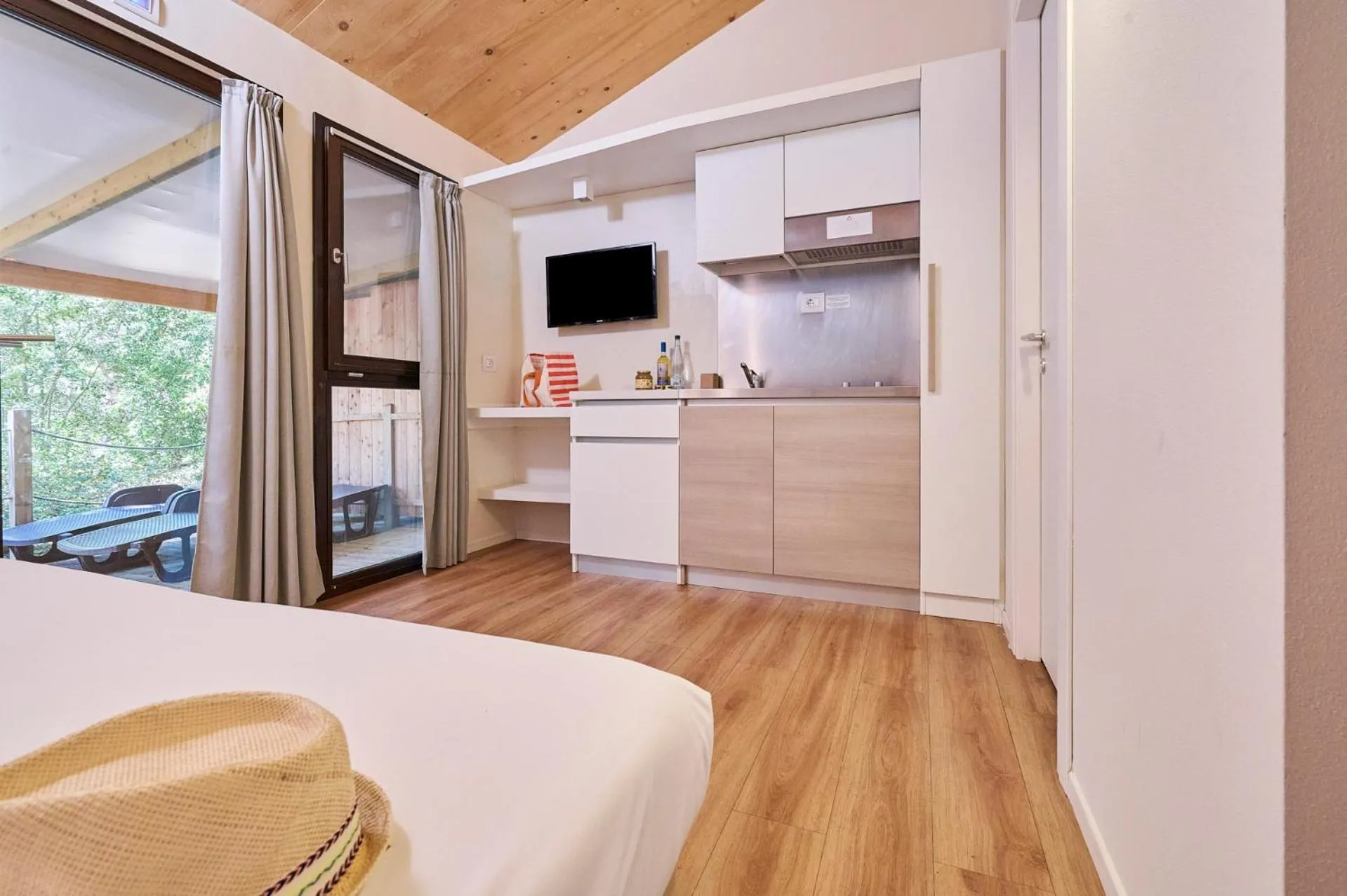 Bed in Paradù EcoVillage & Resort