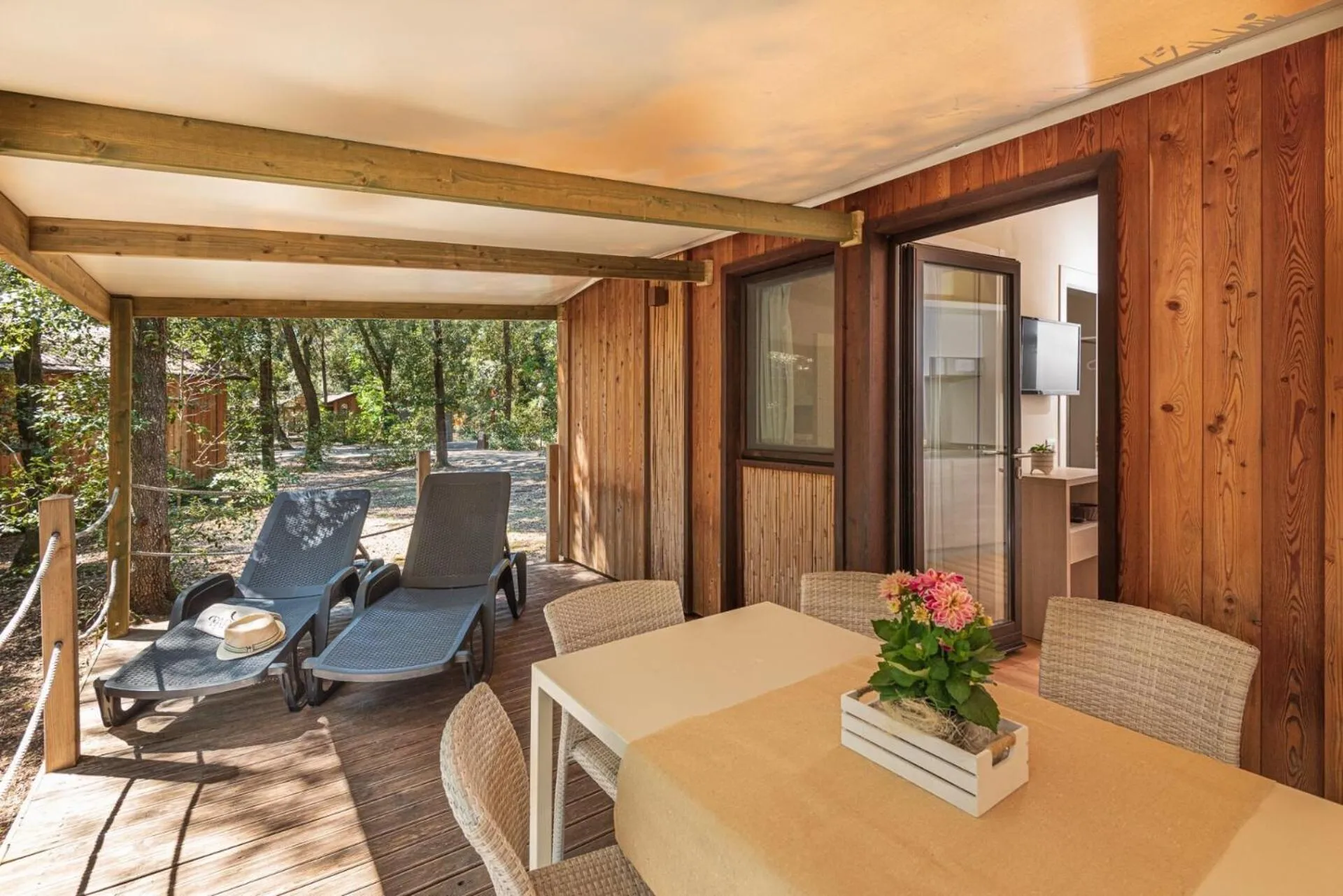 Patio in Paradù EcoVillage & Resort