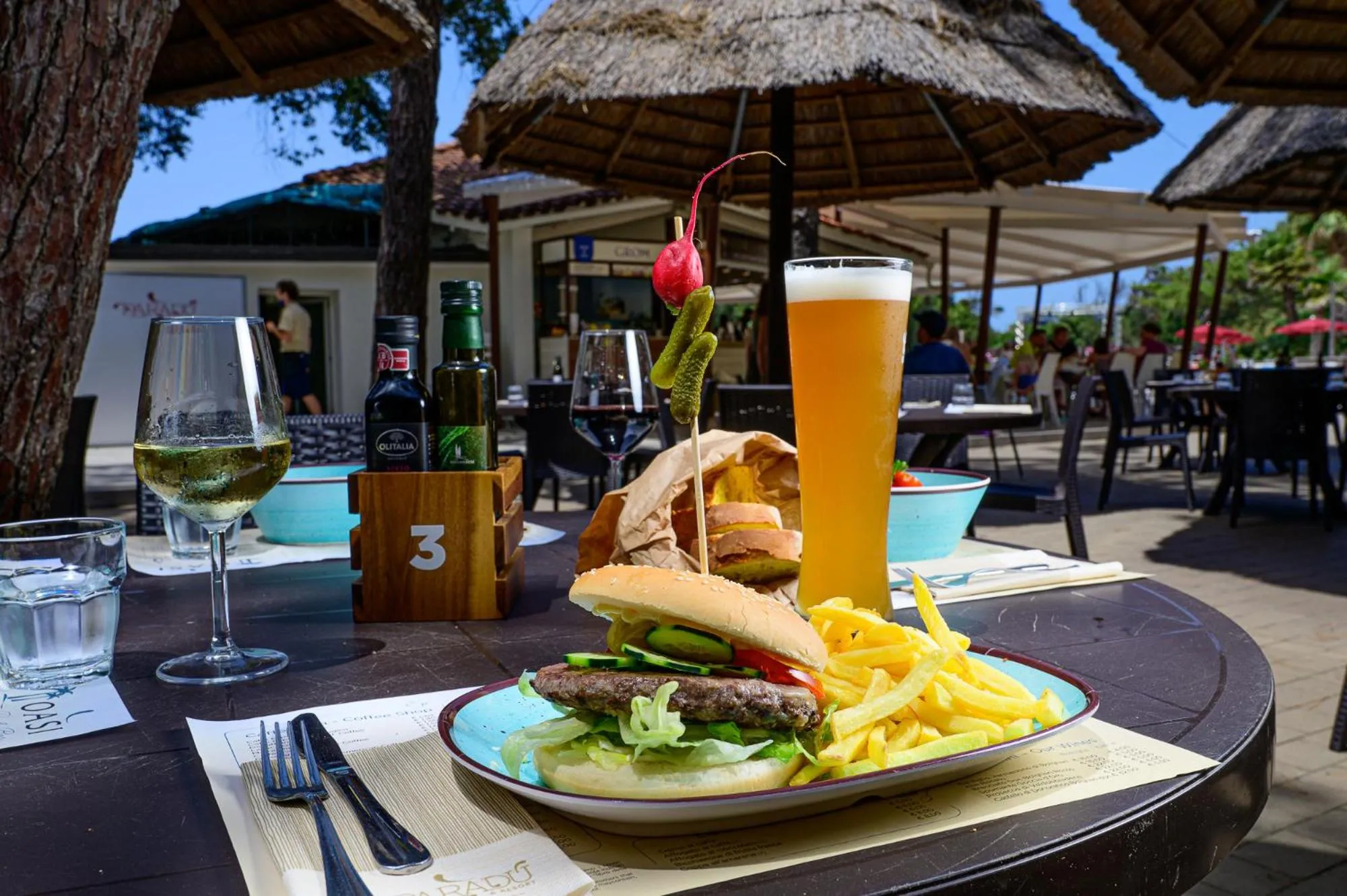 Restaurant/places to eat in Paradù EcoVillage & Resort