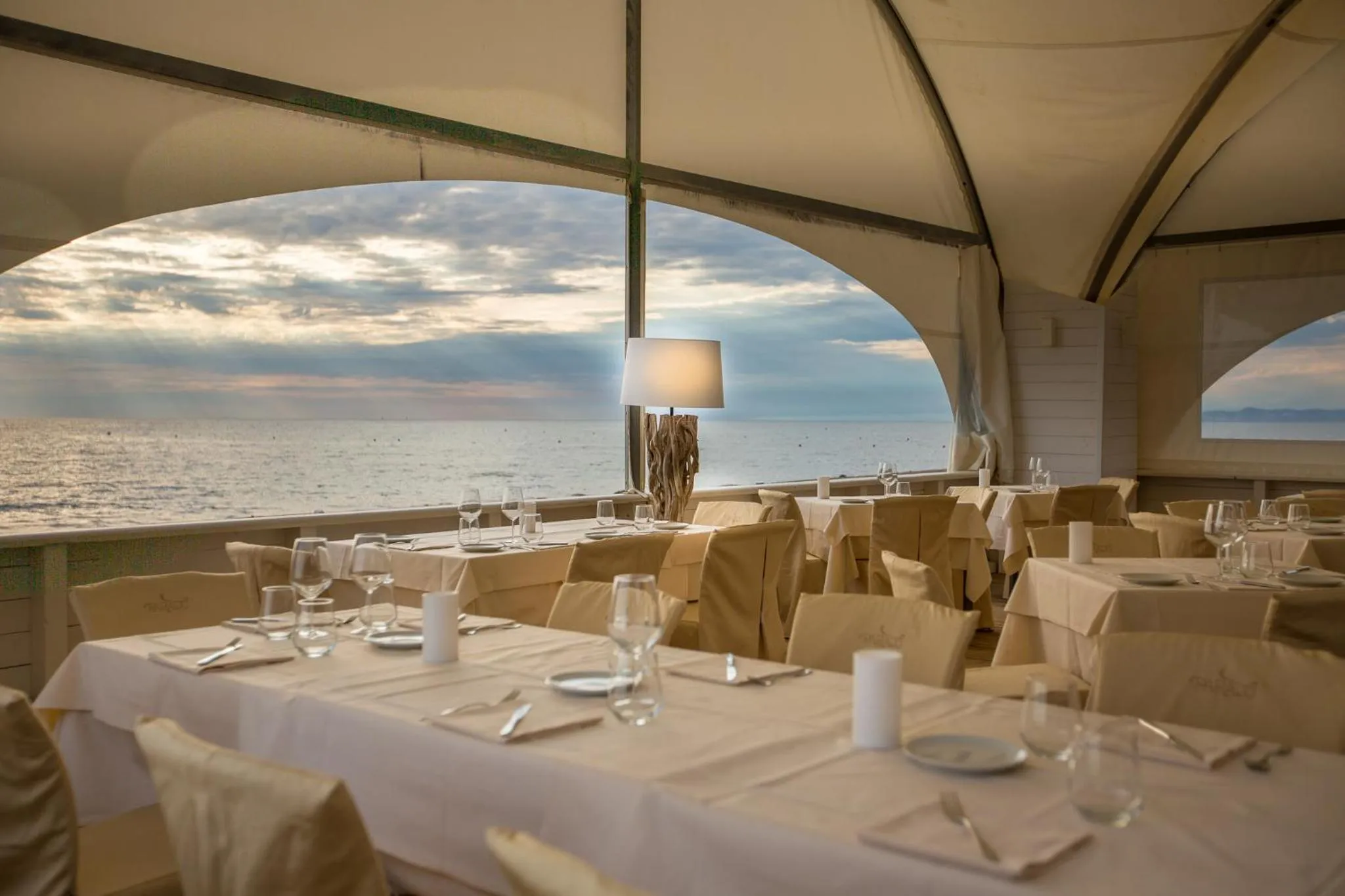 Restaurant/places to eat in Paradù EcoVillage & Resort