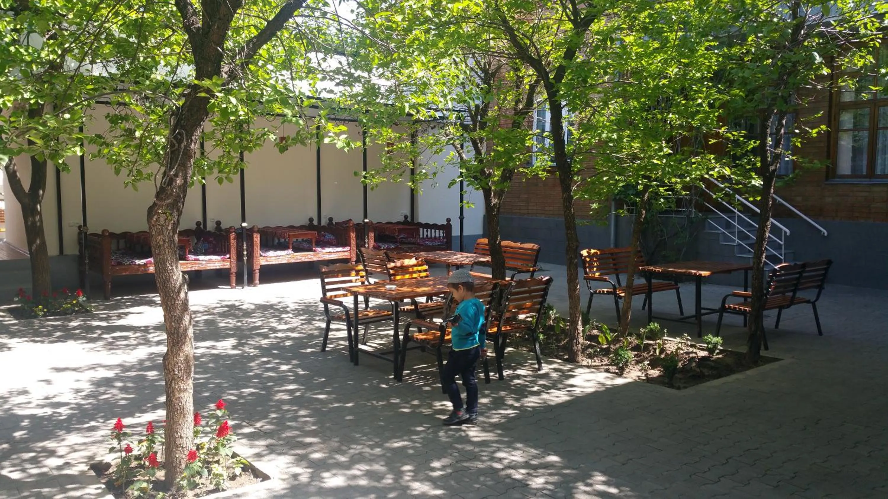 Gulnara Guesthouse - Hostel