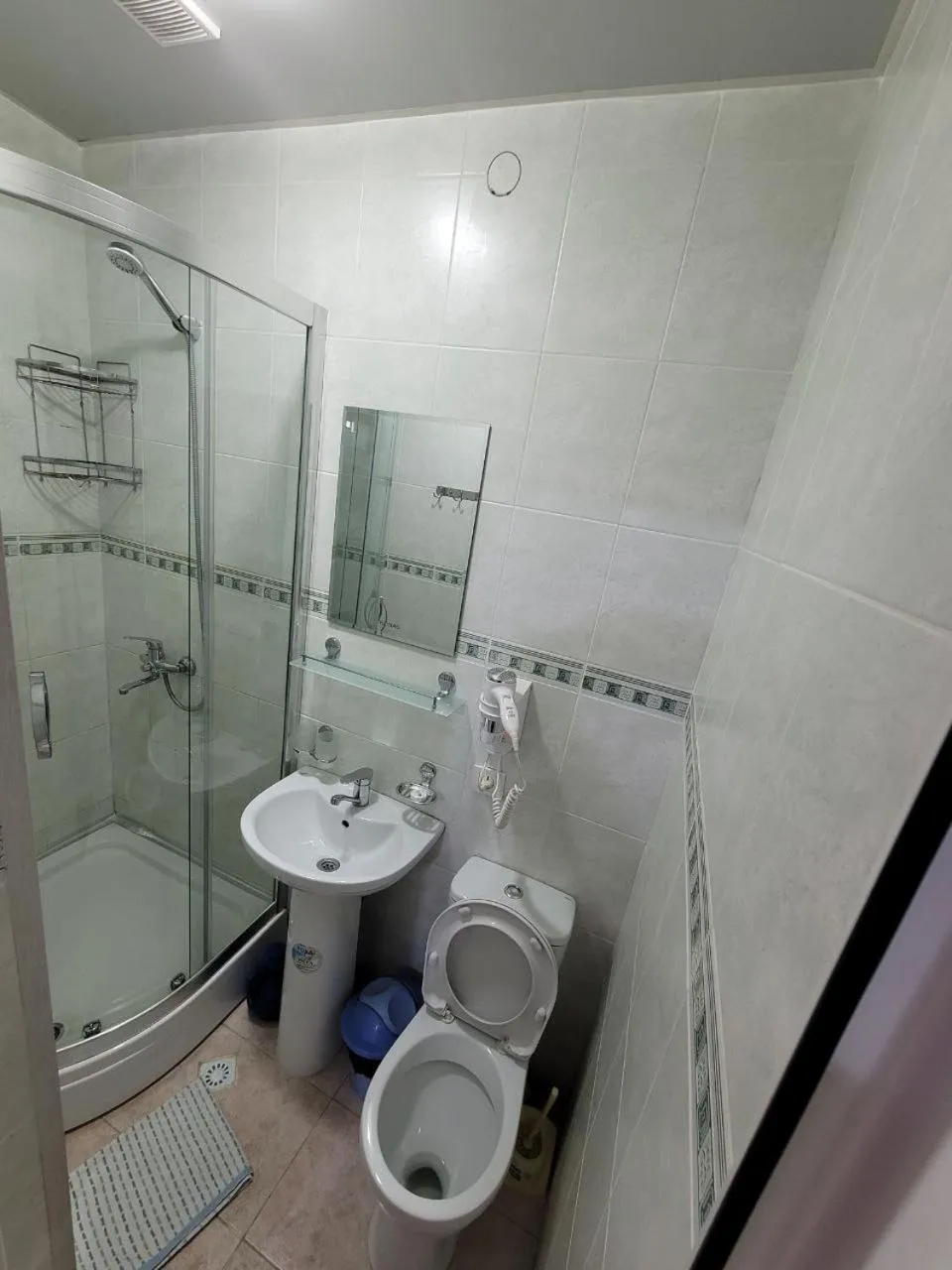 Gulnara Guesthouse - Hostel