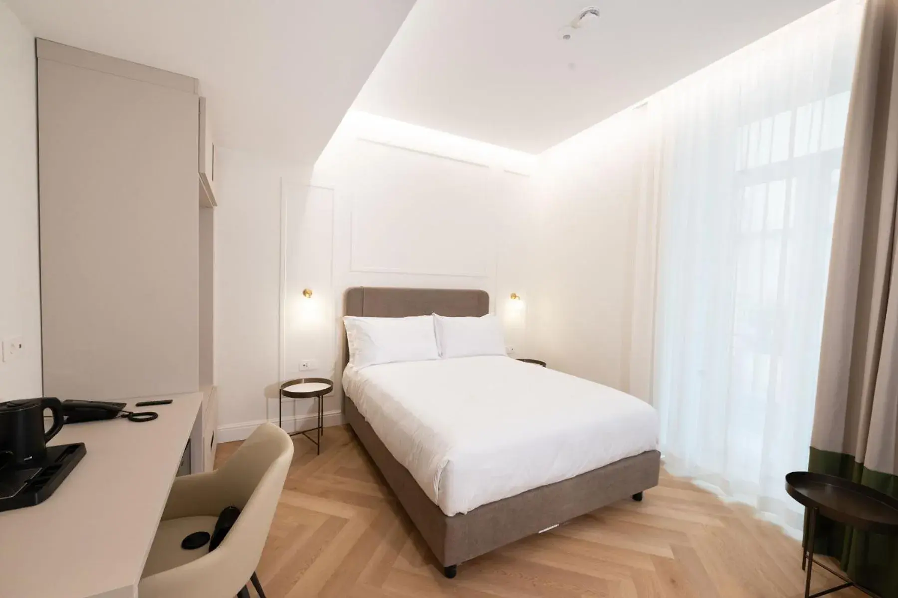 Double Room with Private Bathroom in Casa D Hotel Napoli Double Room with Private Bathroom in Casa D Hotel Napoli