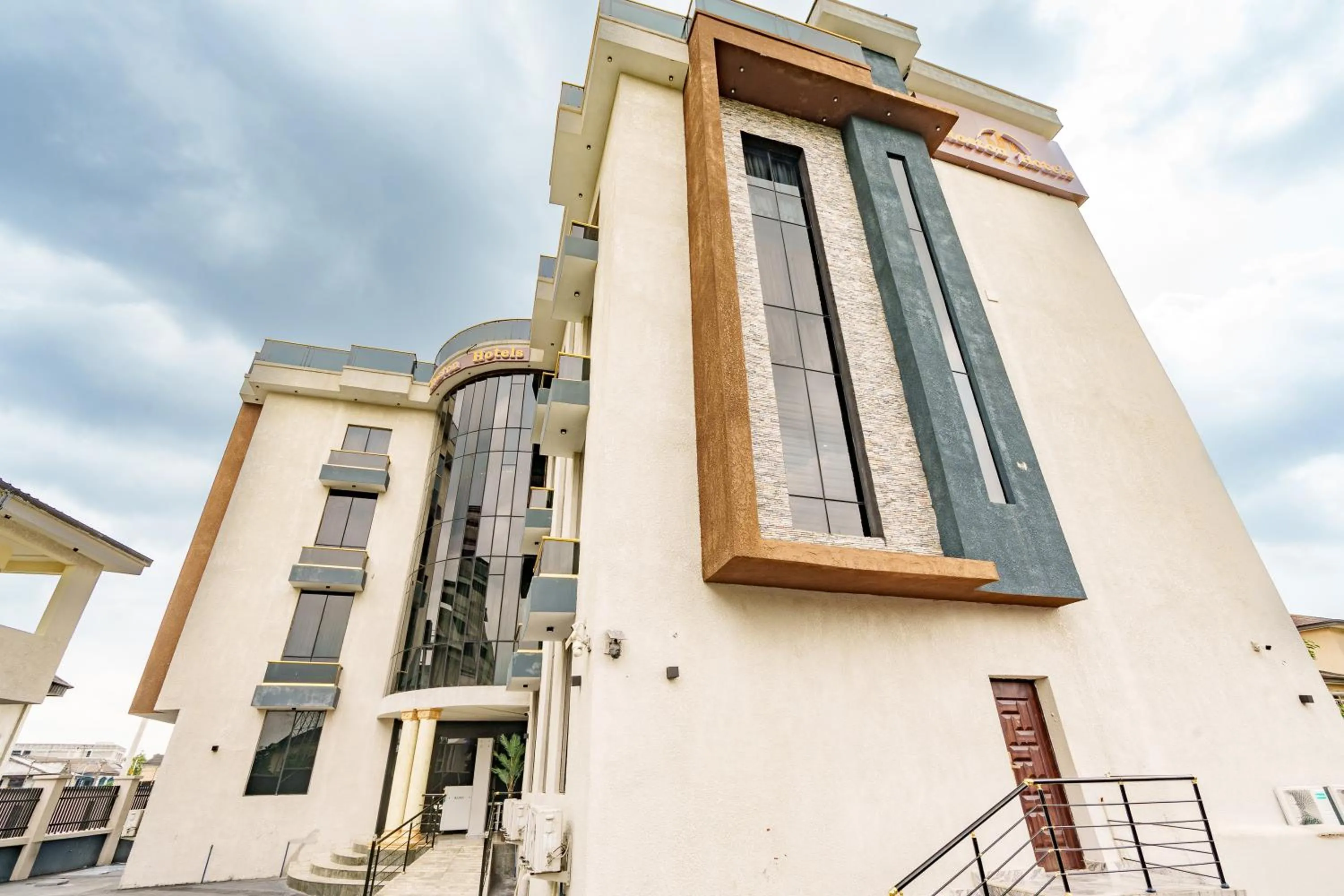 Property building in Roston Hotels