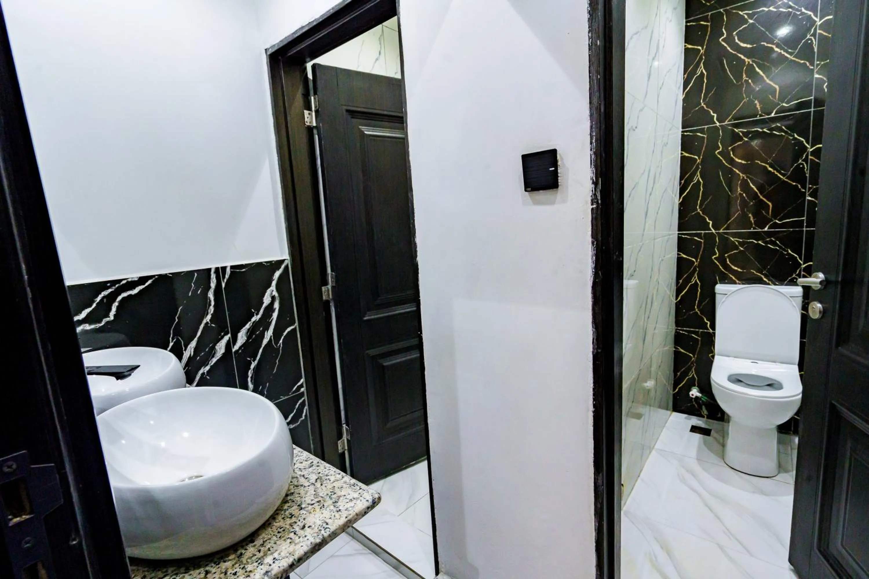 Shower in Roston Hotels