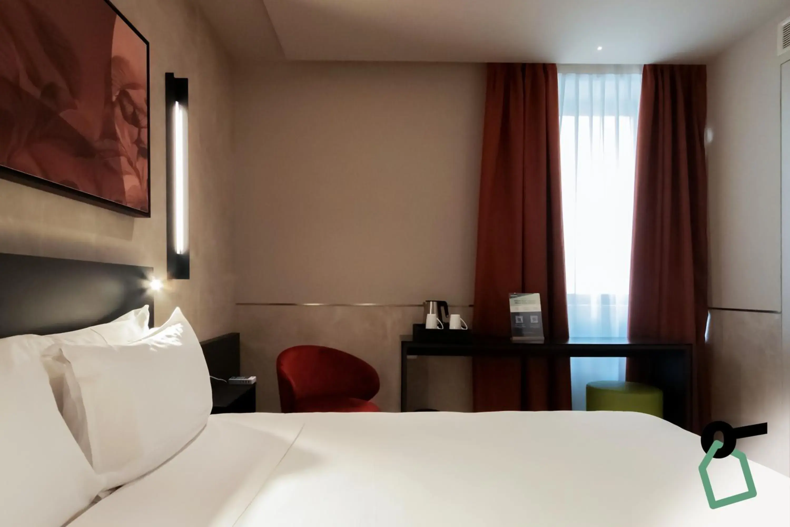 Bed in HOTIDAY Room Collection - Milano Cinque Giornate Bed in HOTIDAY Room Collection - Milano Cinque Giornate