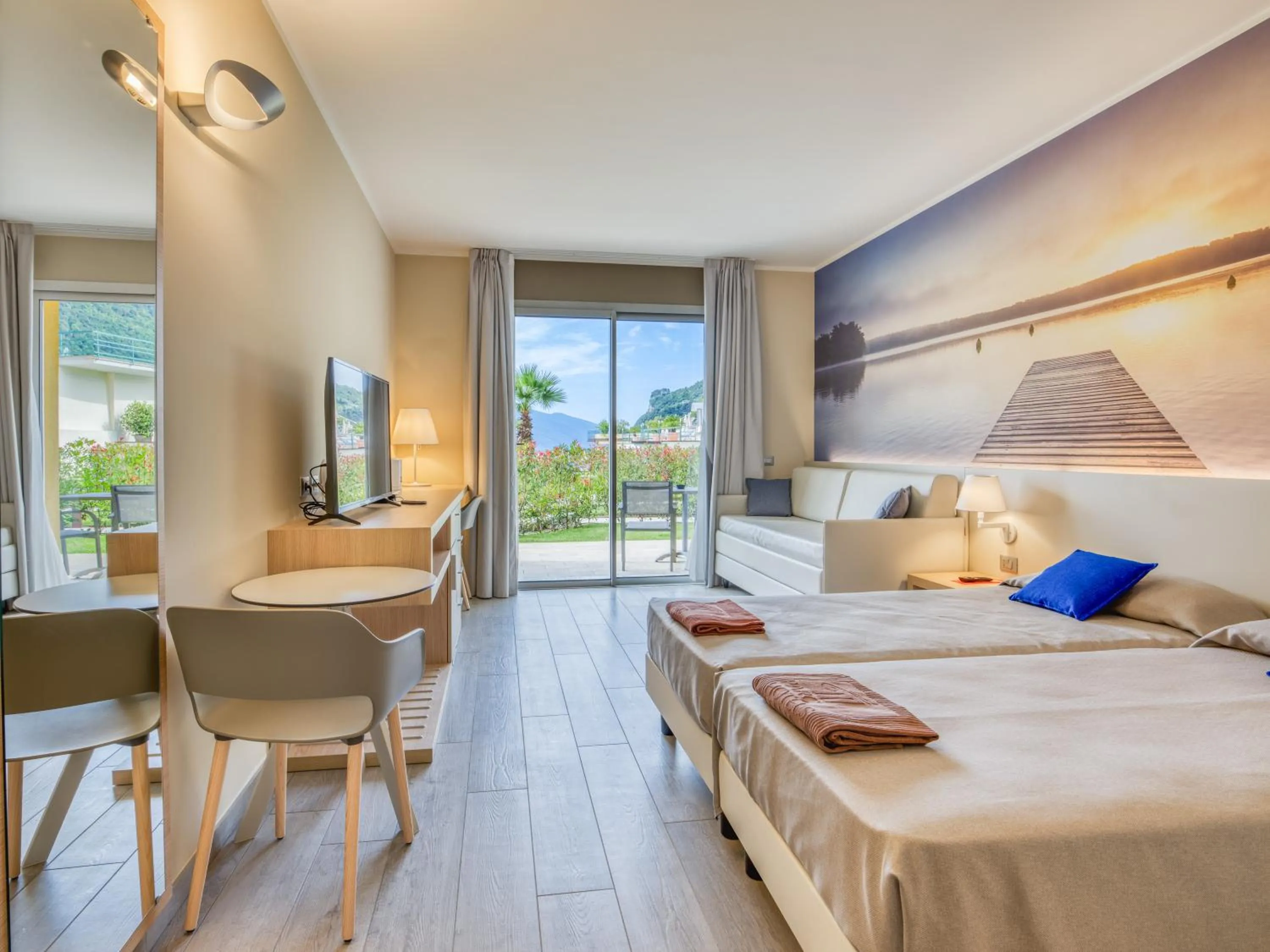 Bedroom, Bed in Hotel Cristina