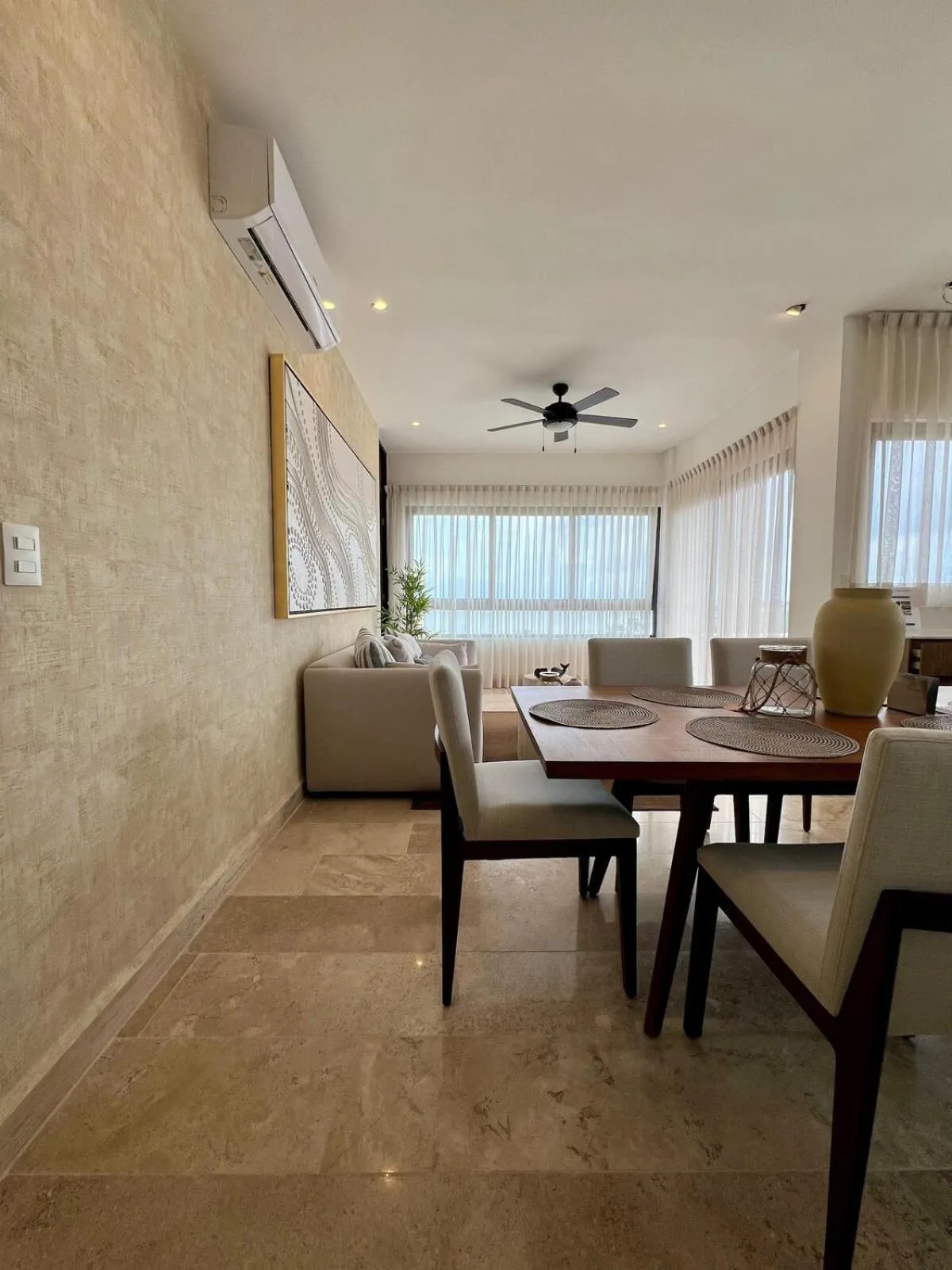Penthouse Navela 405 by Cercana