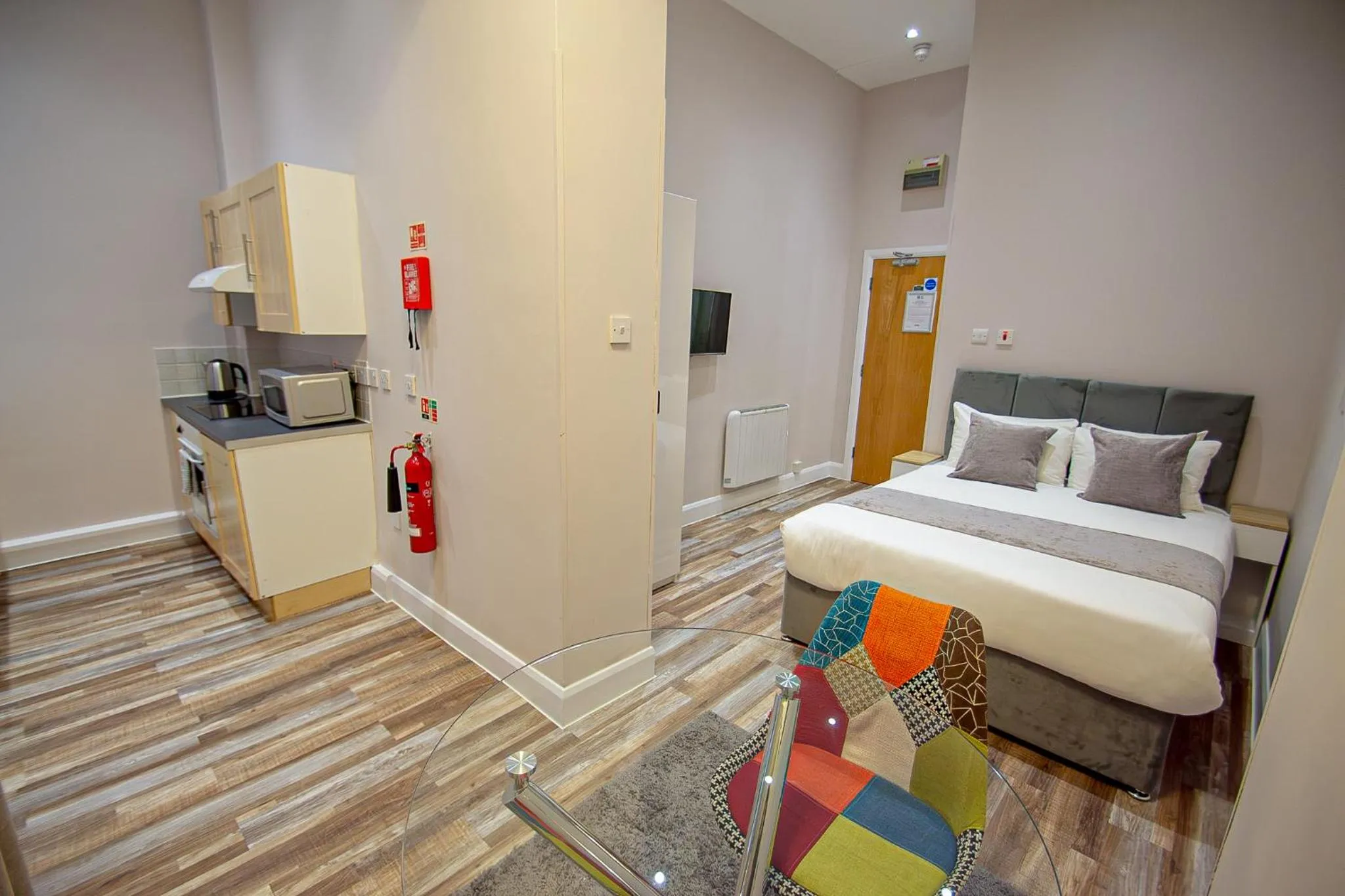 Bed in Imperial Court Studios