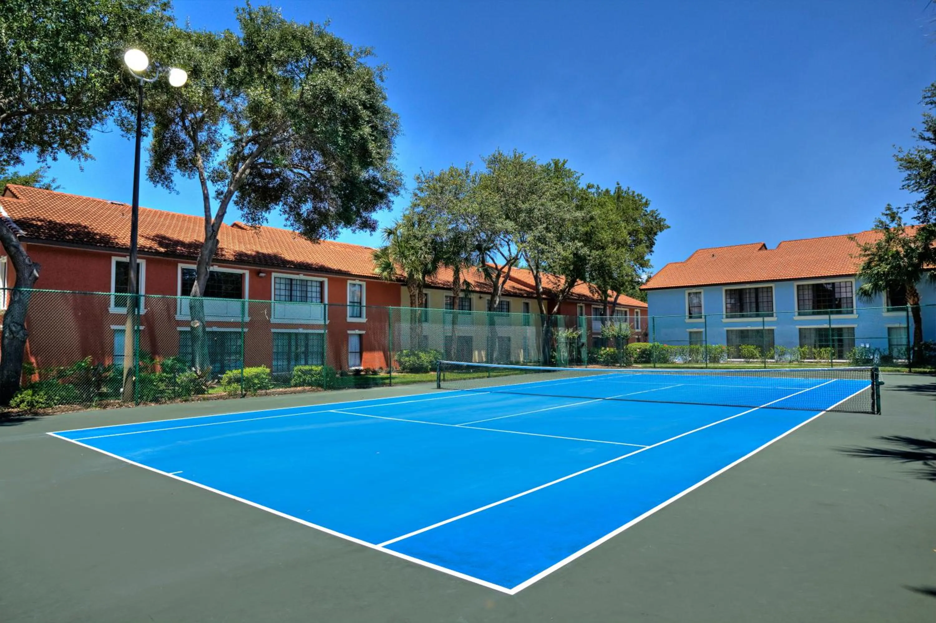 Tennis court in The Fold Hotels Orlando