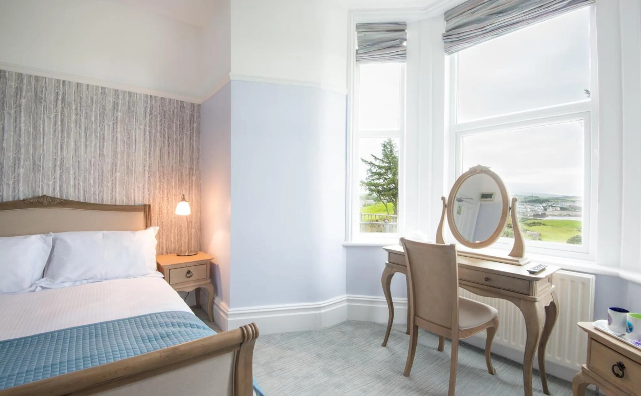 Photo of the whole room, Bed in Gwesty Gadlys Hotel