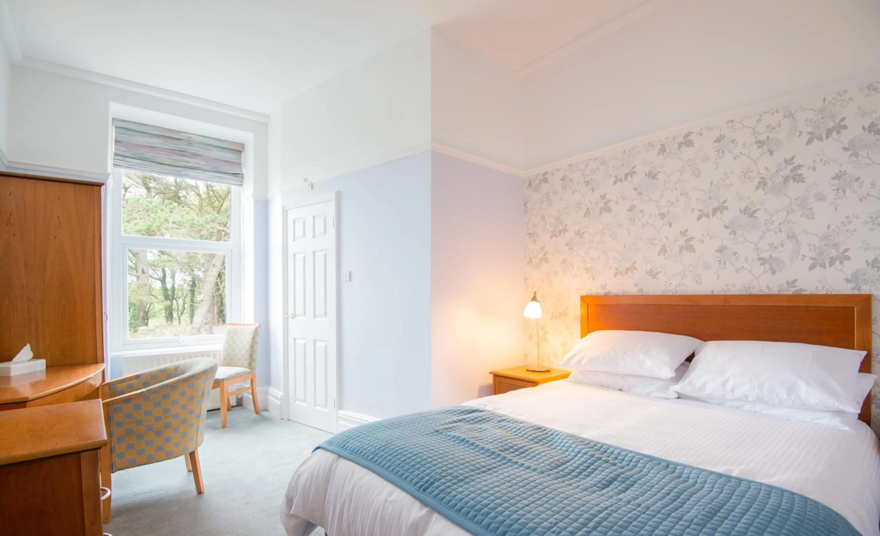 Bed in Gwesty Gadlys Hotel