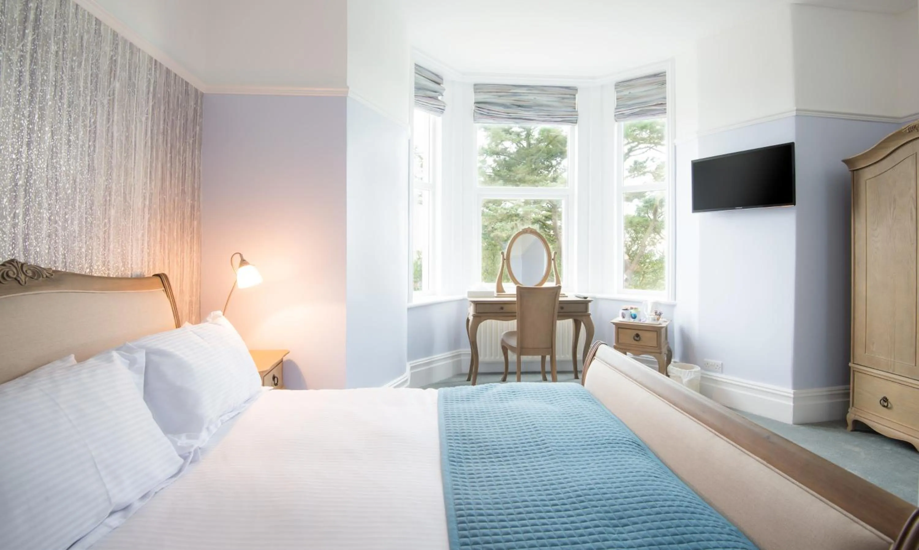 Bed in Gwesty Gadlys Hotel