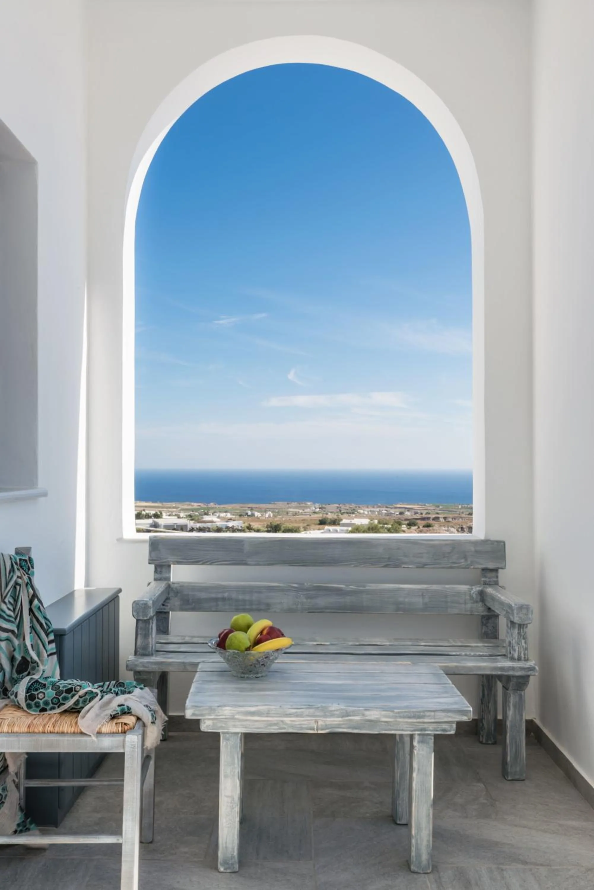 Aspronisi Luxury Villa with Caldera View
