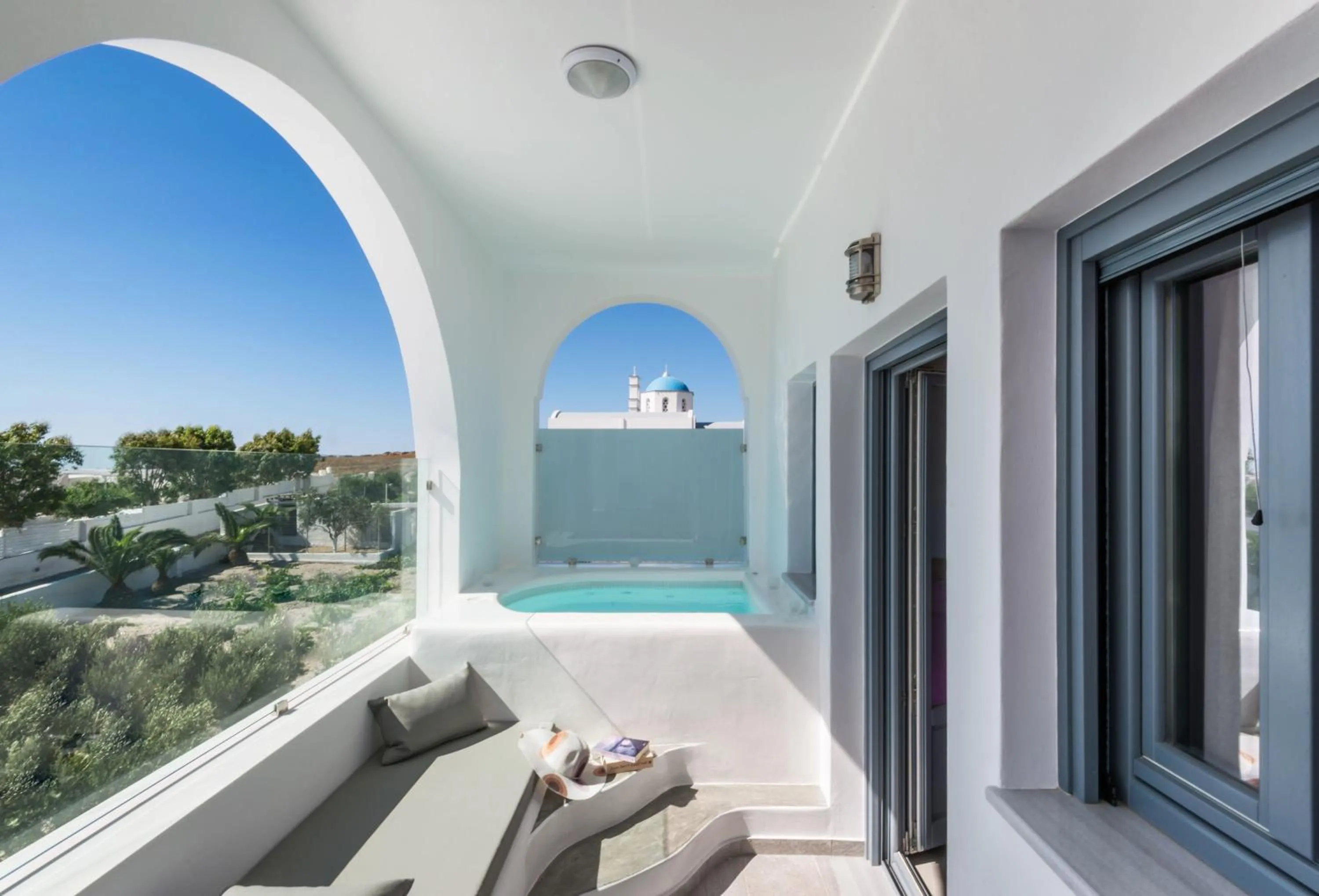 Aspronisi Luxury Villa with Caldera View