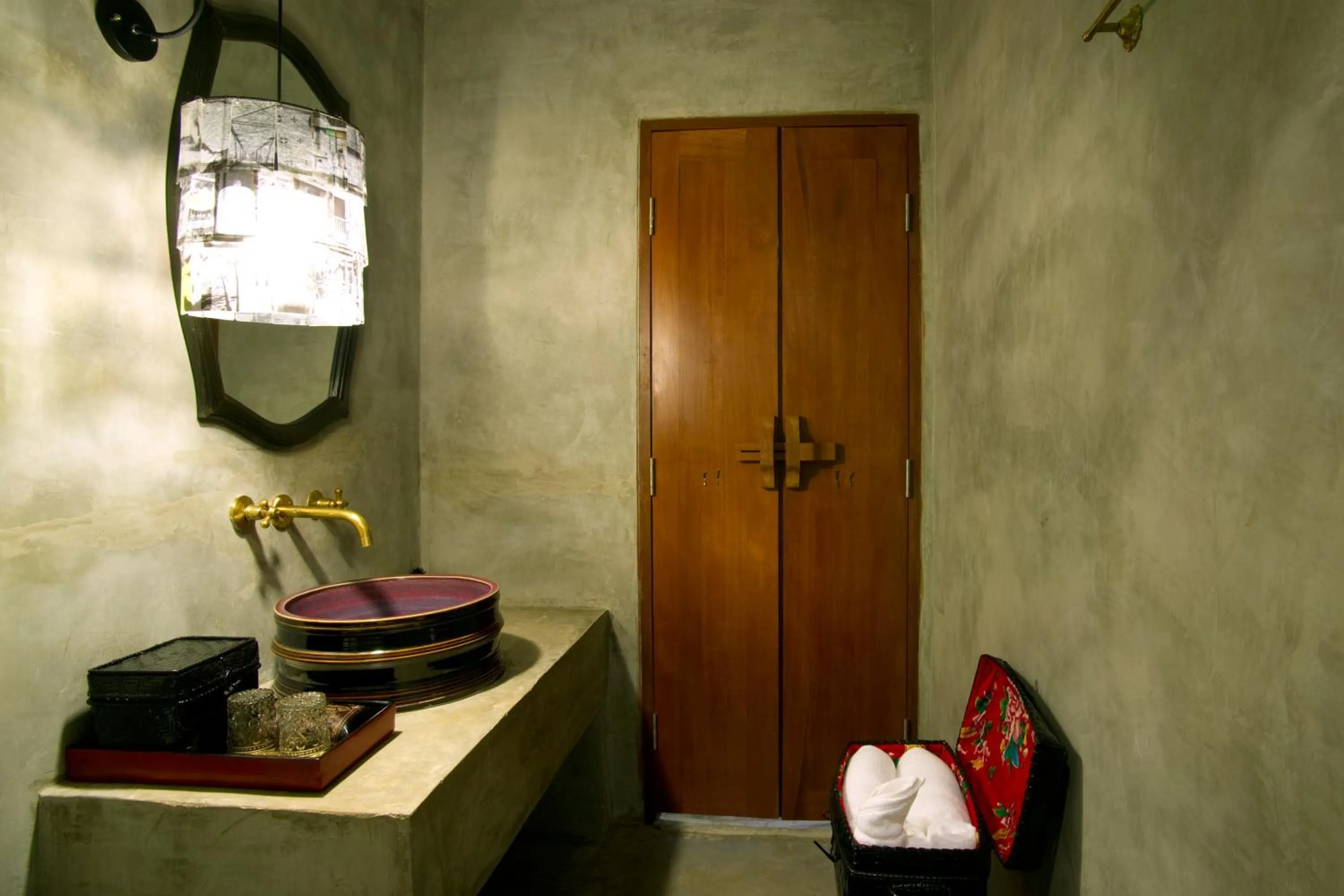 Bathroom in Hotel des Artists Rose of Pai