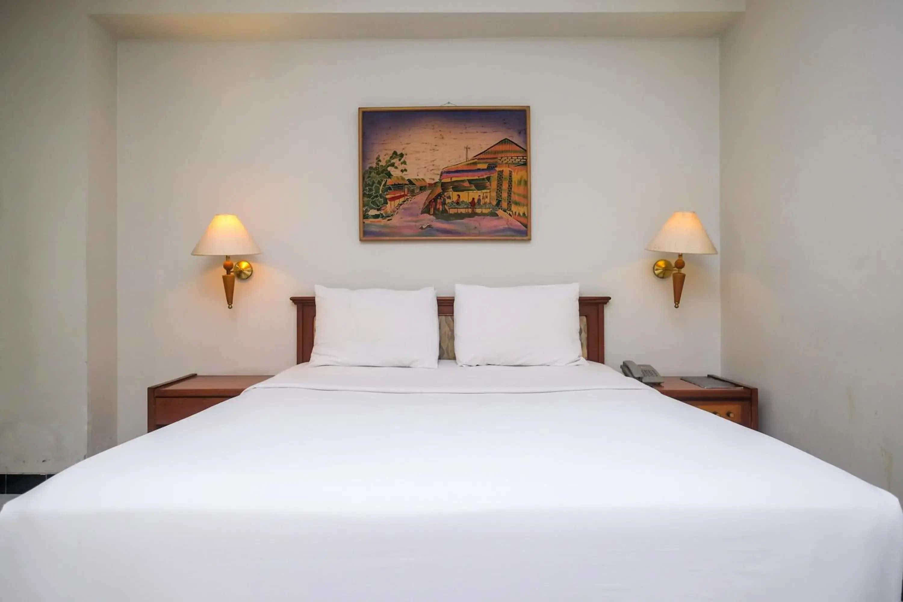 Bed in Hotel Surya Asia Bed in Hotel Surya Asia