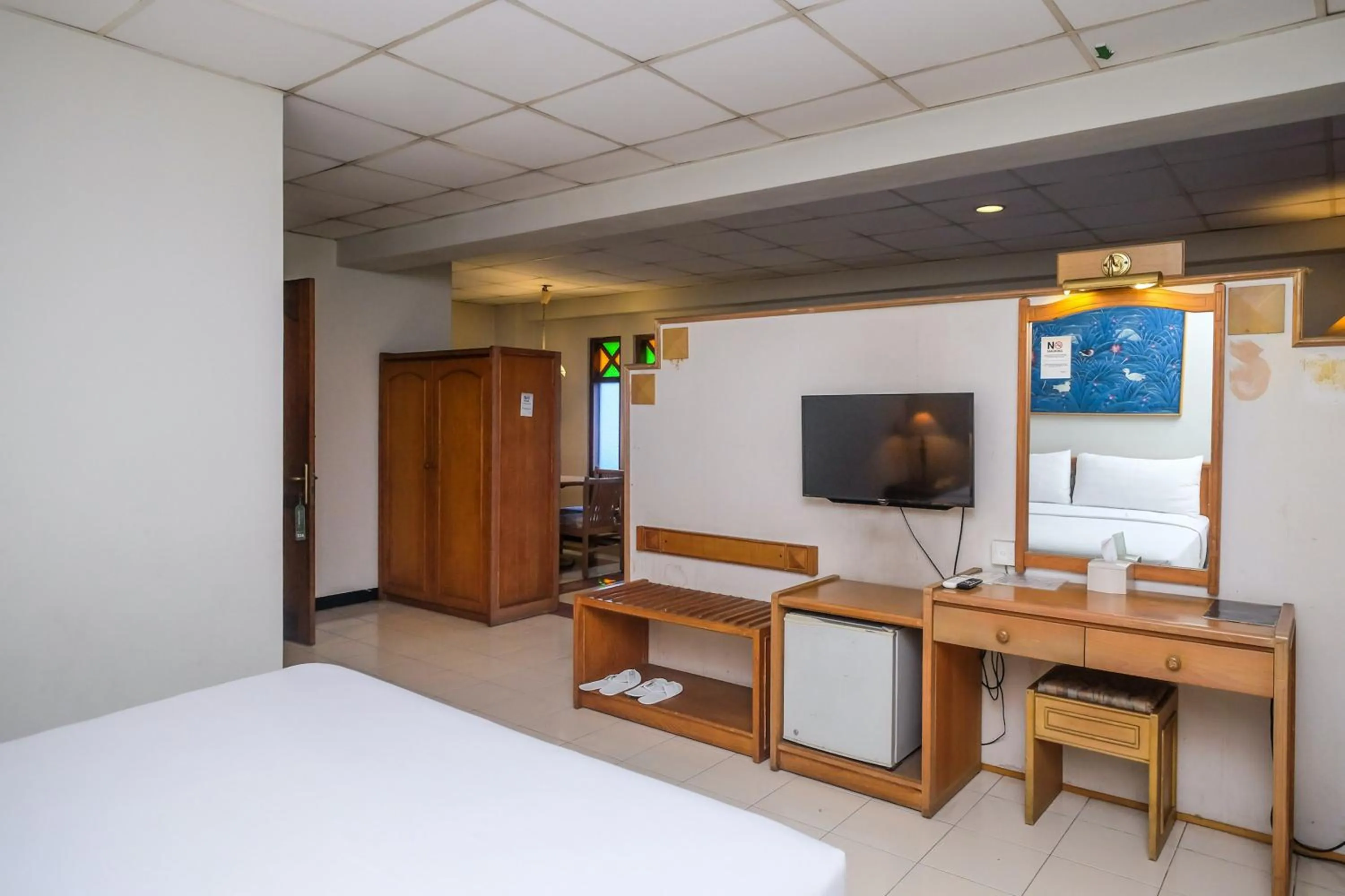 Bed in Hotel Surya Asia