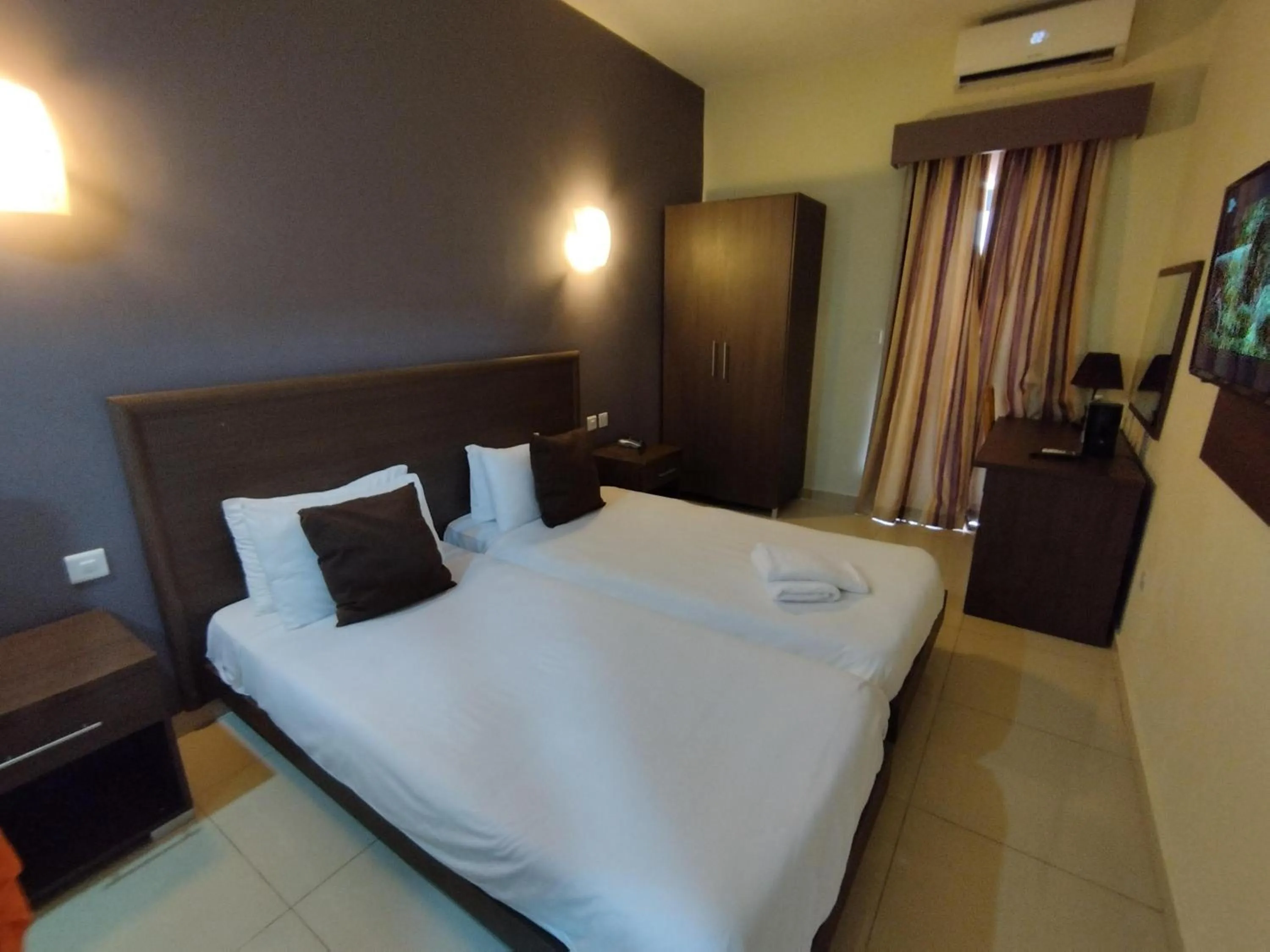 Bed in The Windsor Hotel