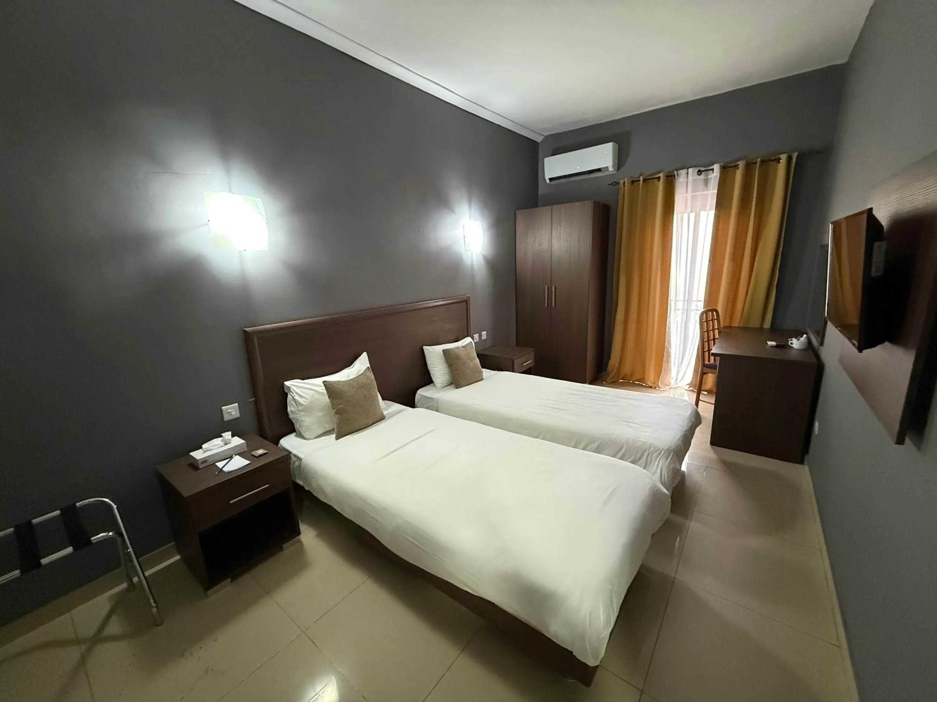 Bed in The Windsor Hotel