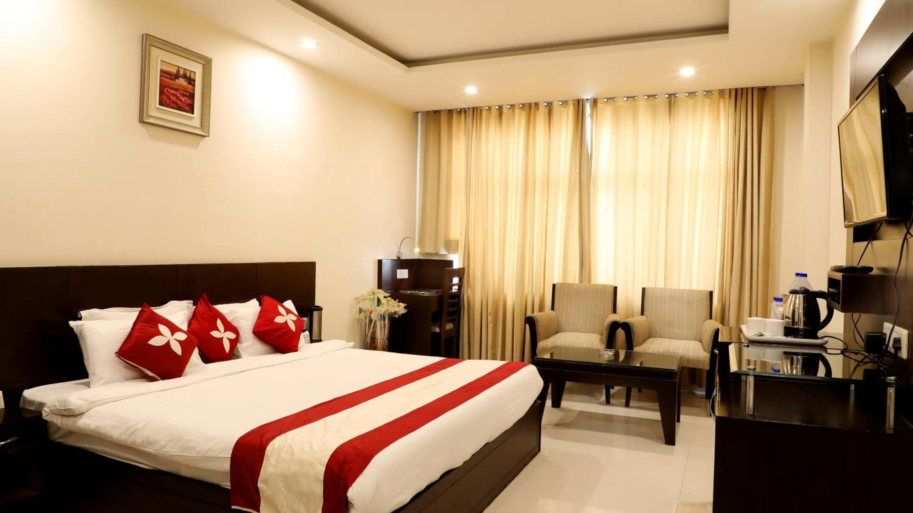 Bedroom, Bed in Cosmos Raj Plaza Jaipur