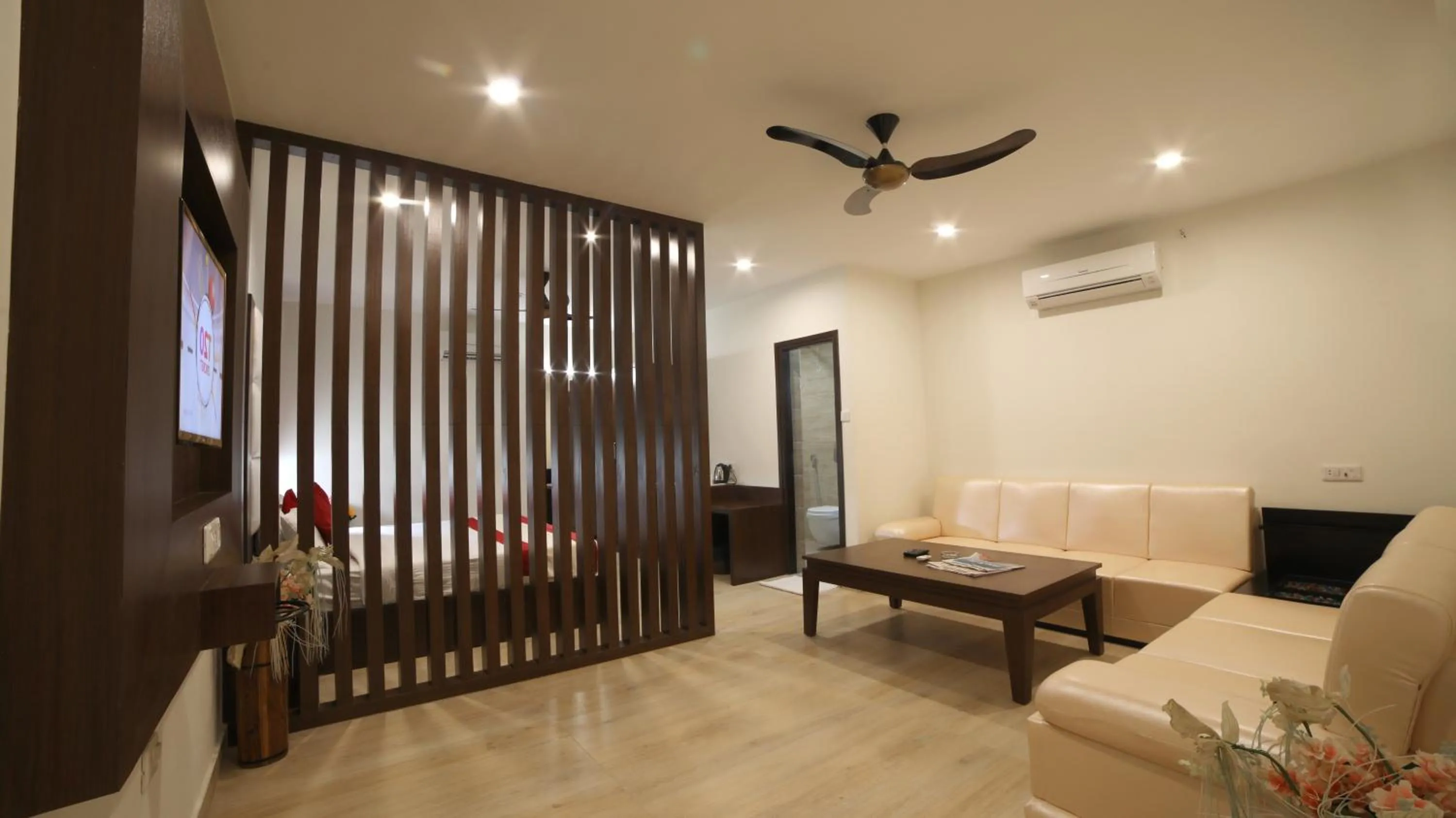 Living room in Cosmos Raj Plaza Jaipur