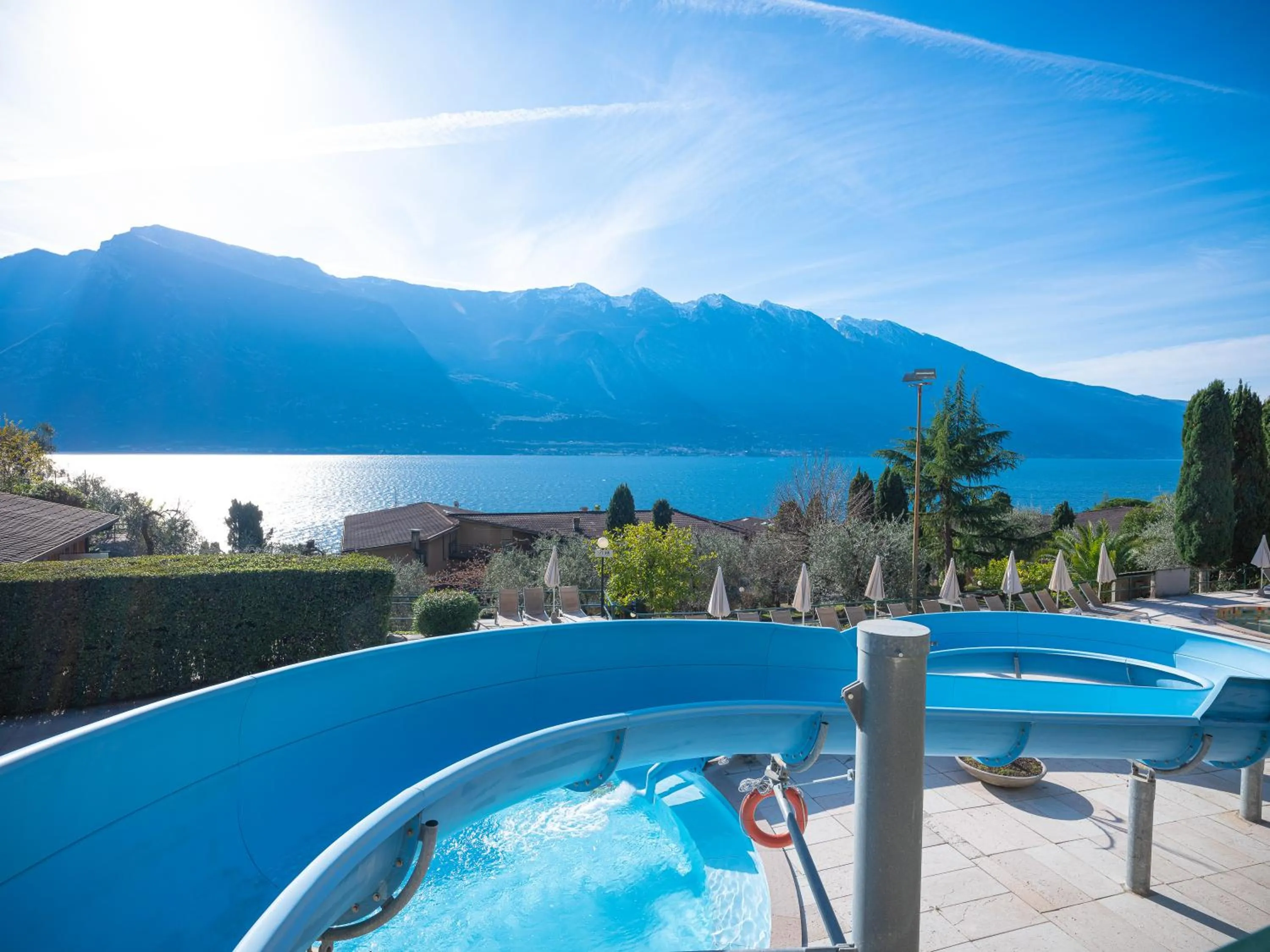 Pool view in Hotel Leonardo Da Vinci