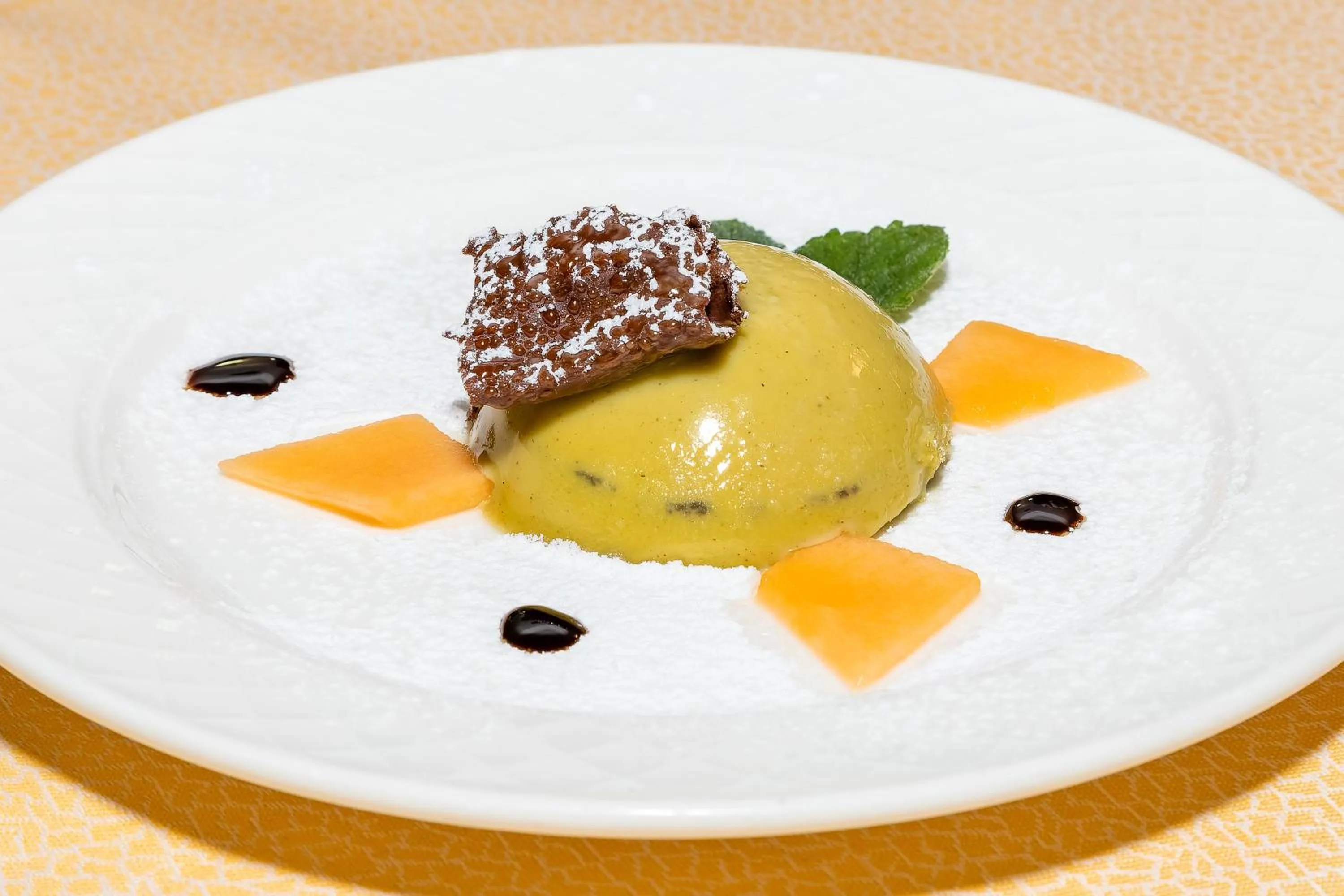 Restaurant/places to eat in Hotel Leonardo Da Vinci