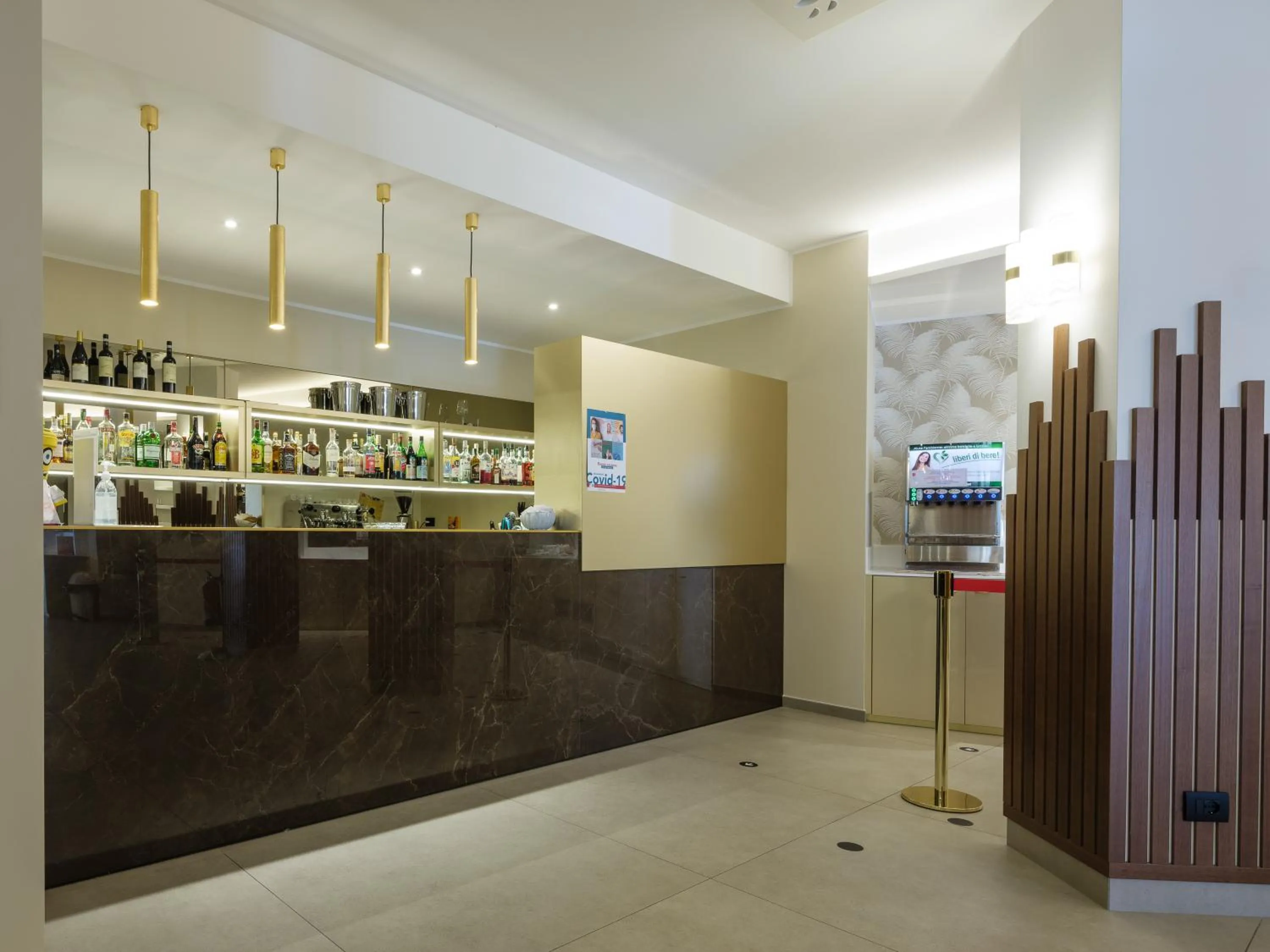 Lounge or bar in Hotel Leonardo Da Vinci