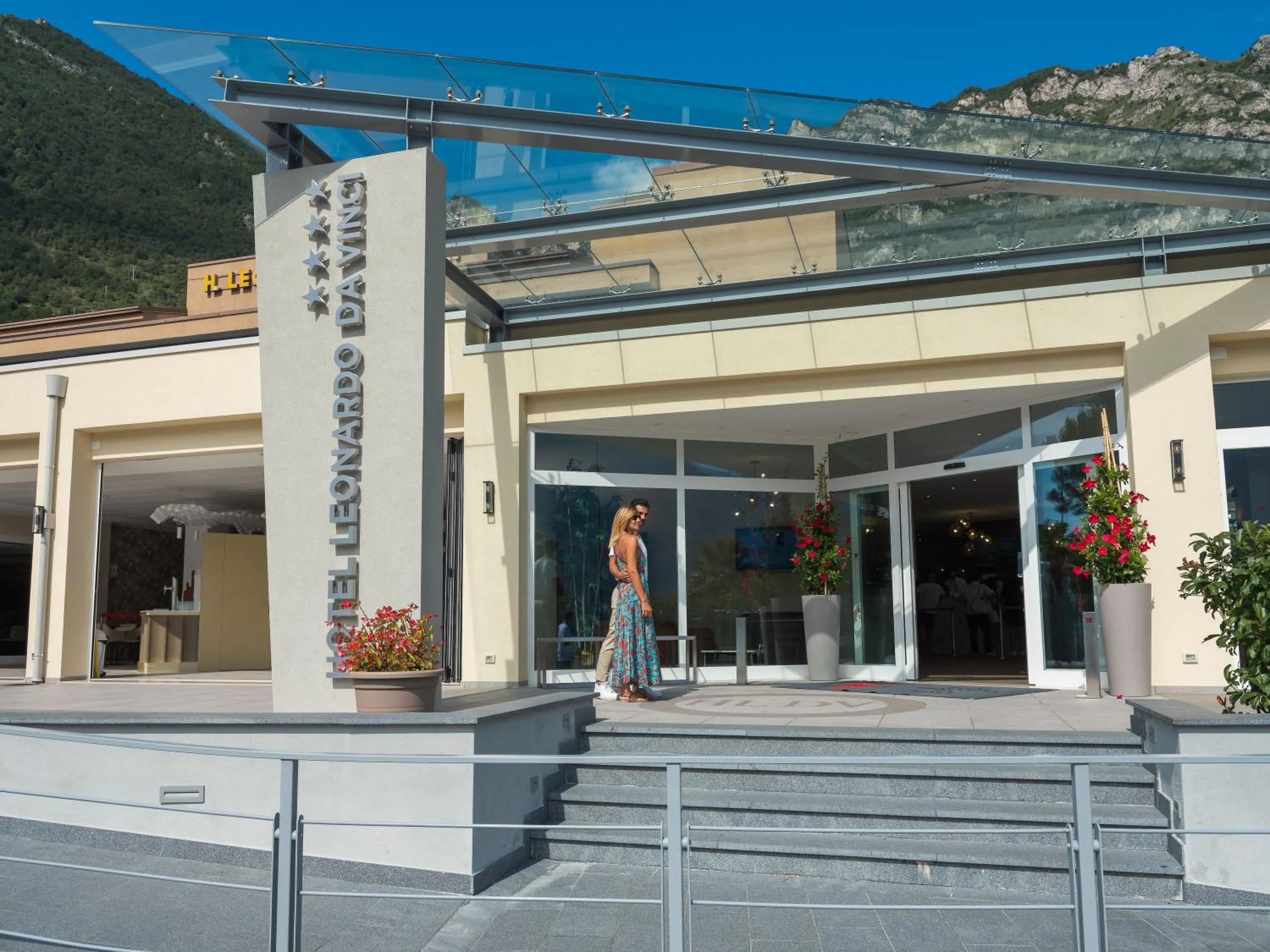Facade/entrance in Hotel Leonardo Da Vinci