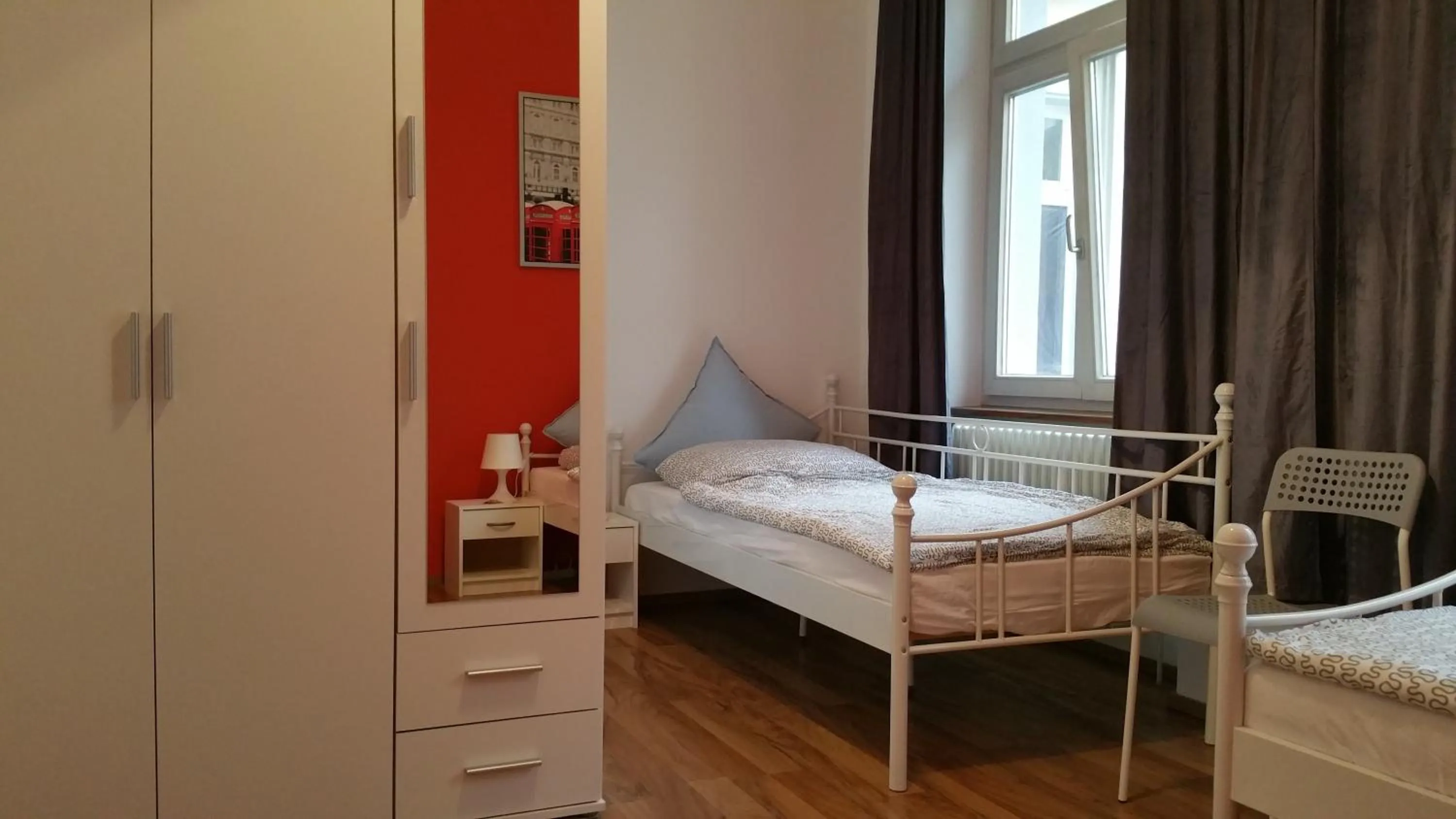 Day, Bed in Pension Anna