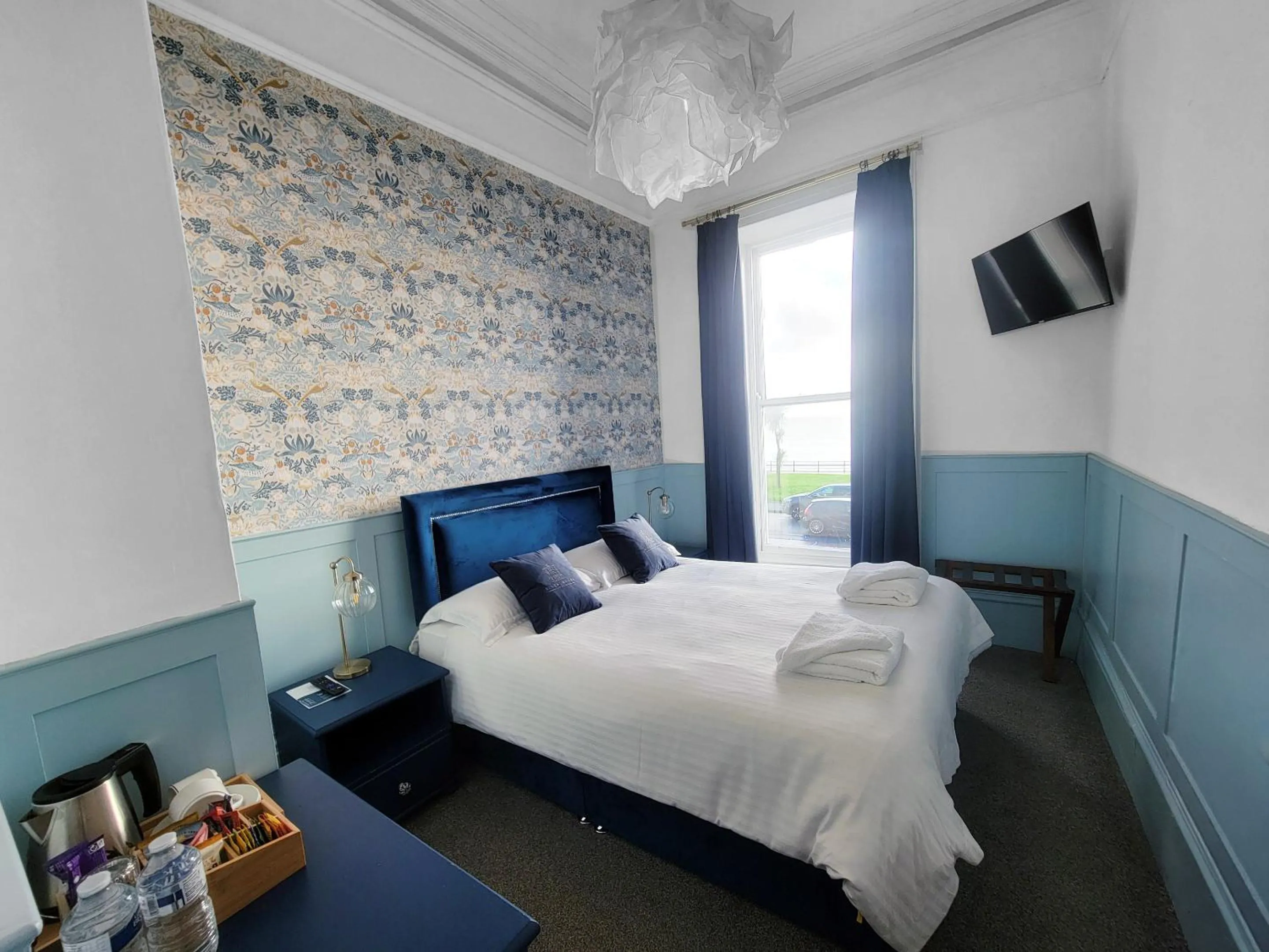 Double Room with Sea View in Kings House