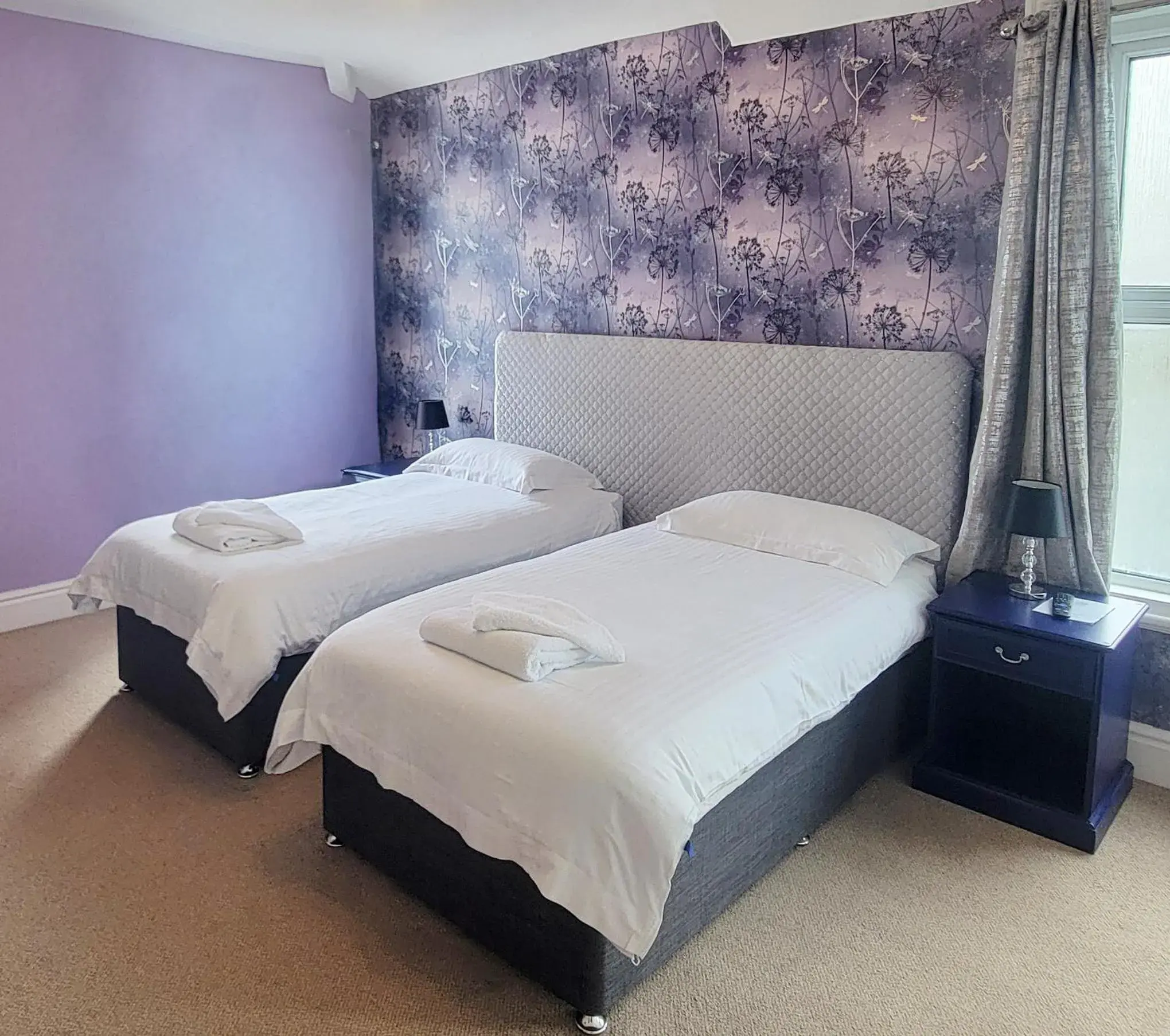 Standard Twin Room in Kings House Standard Twin Room in Kings House