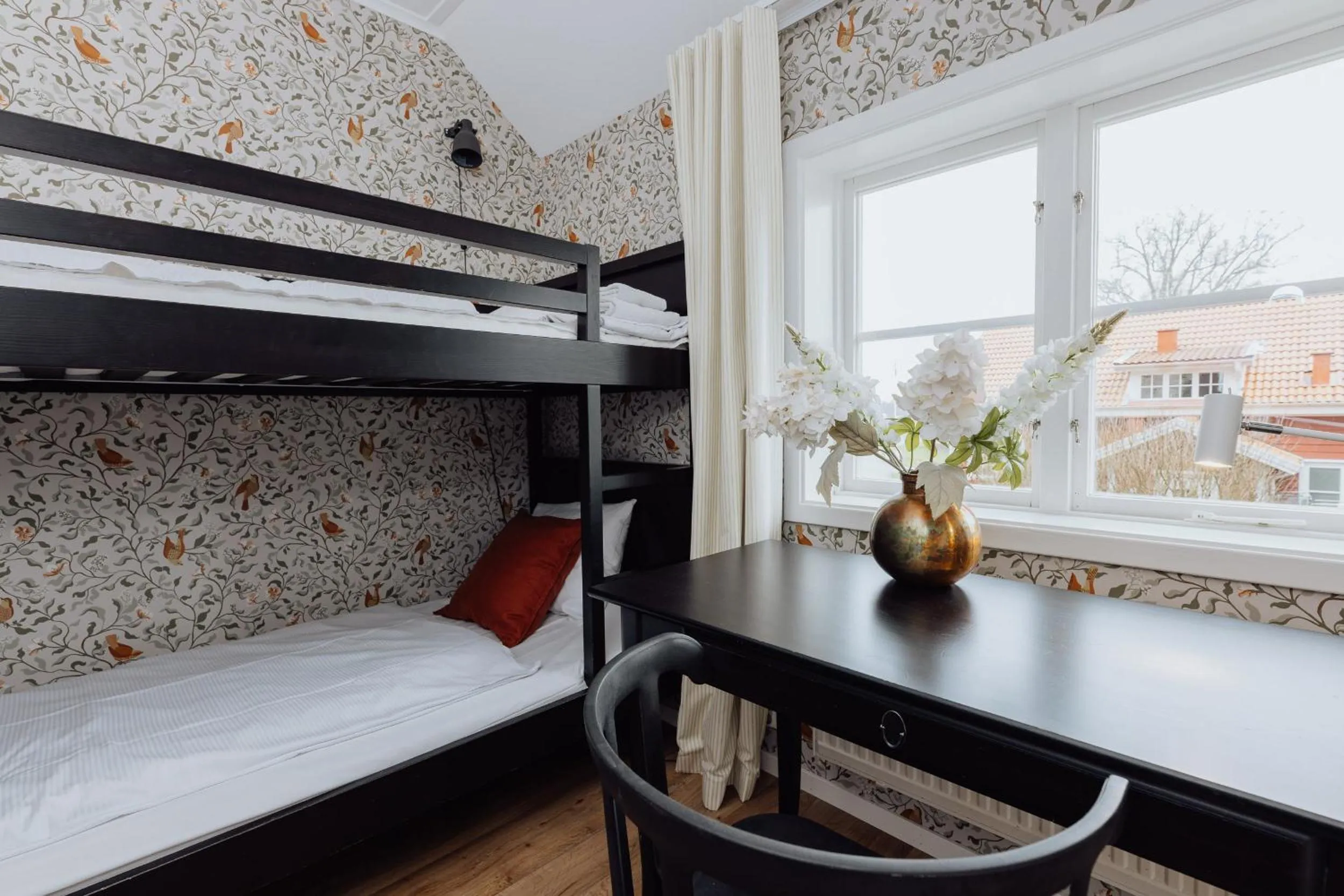 Property building, Bed in Bauergården