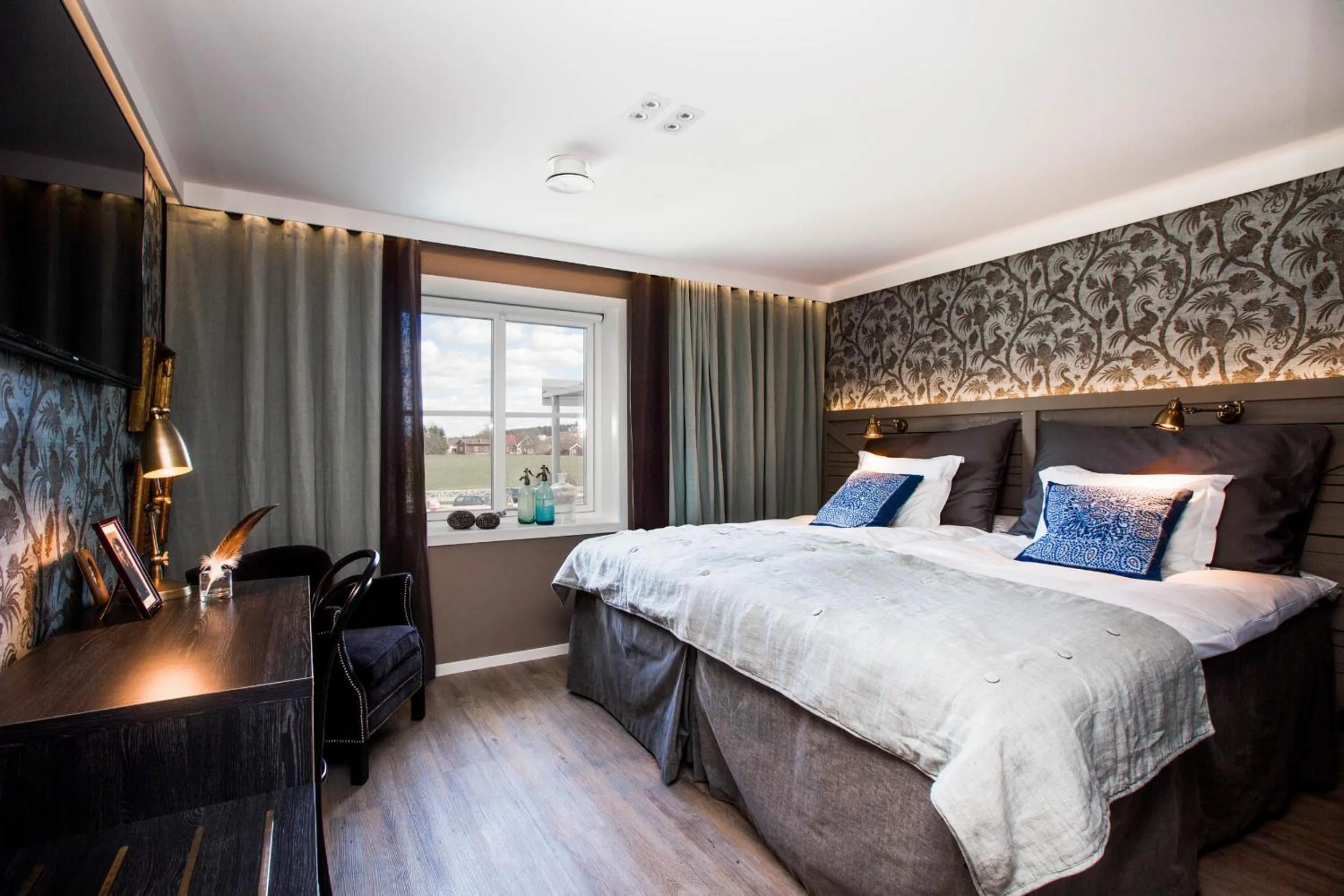 Photo of the whole room, Bed in Bauergården