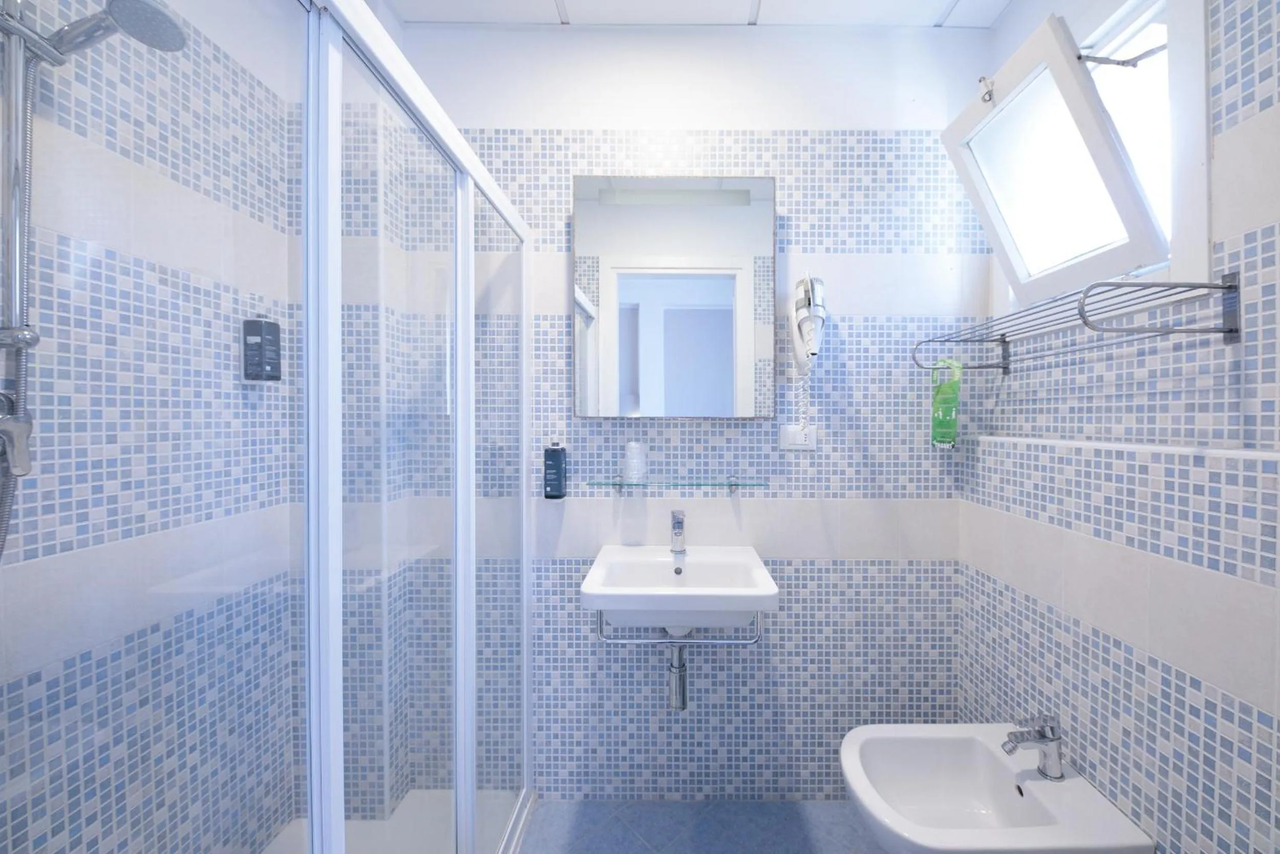 Shower in Hotel Madison