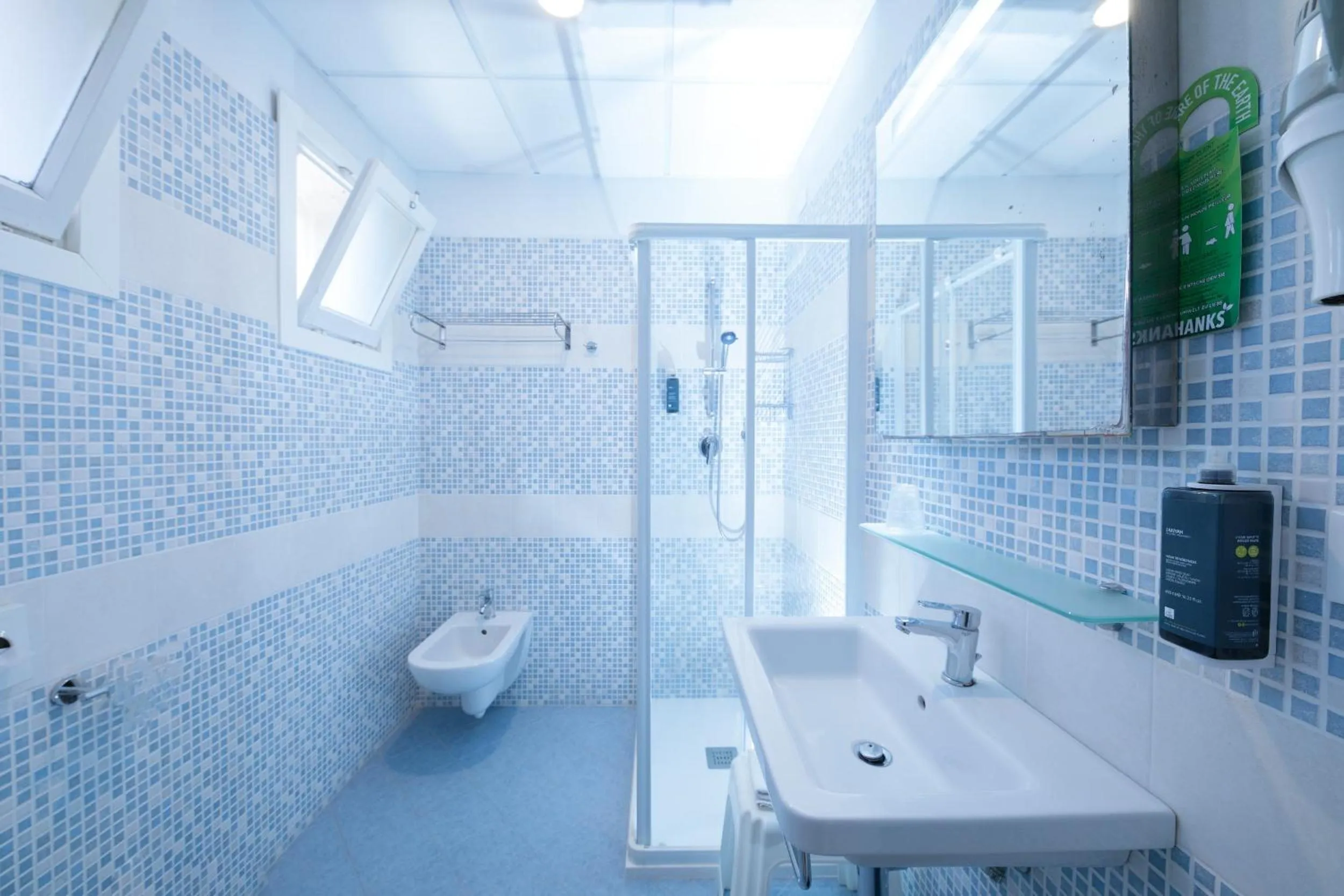 Shower in Hotel Madison